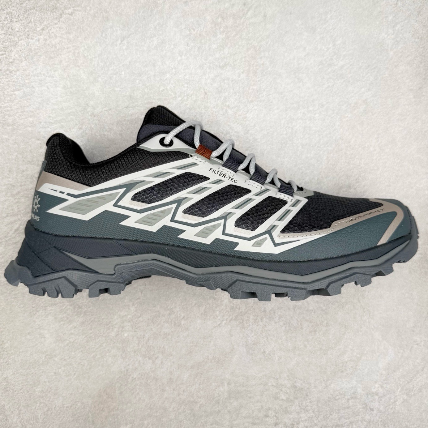 图片[4]-＃K版 KAILAS 凯乐石远征5代 FLT 舒适简约经典登山 防滑耐磨防水低帮徒步鞋 KAILAS凯乐石品牌是全球三大全系攀登品牌之一，于2003年创立于中国广州，致力于为有攀登梦想的户外运动员及爱好者，研发制造功能性专业装备，满足他们在极限环境下安全舒适的需求，凯乐石专注于科技面料的开发及专业功能设计，产品线覆盖登山、攀岩、徒步、越野跑山、露营、旅行等多项户外运动，通过运动员的测试反馈，不断进化迭代，产品荣获国内外大奖71座，发明专利21个，更突破性的自主研发攀登器械，打造出中国的攀登硬实力。实拍调校N版已经零色差零失真 百分百还原实物色彩所见即所得 不存在货不对板色差等低级问题 选购参考实物拍摄 不混卖不参货 只用心做好货严格选品 承诺混一赔十 尺码：36 36.5 37.5 38 38.5 39 39.5 40 40.5 41 41.5 42 42.5 43 44 44.5 45-选品中心