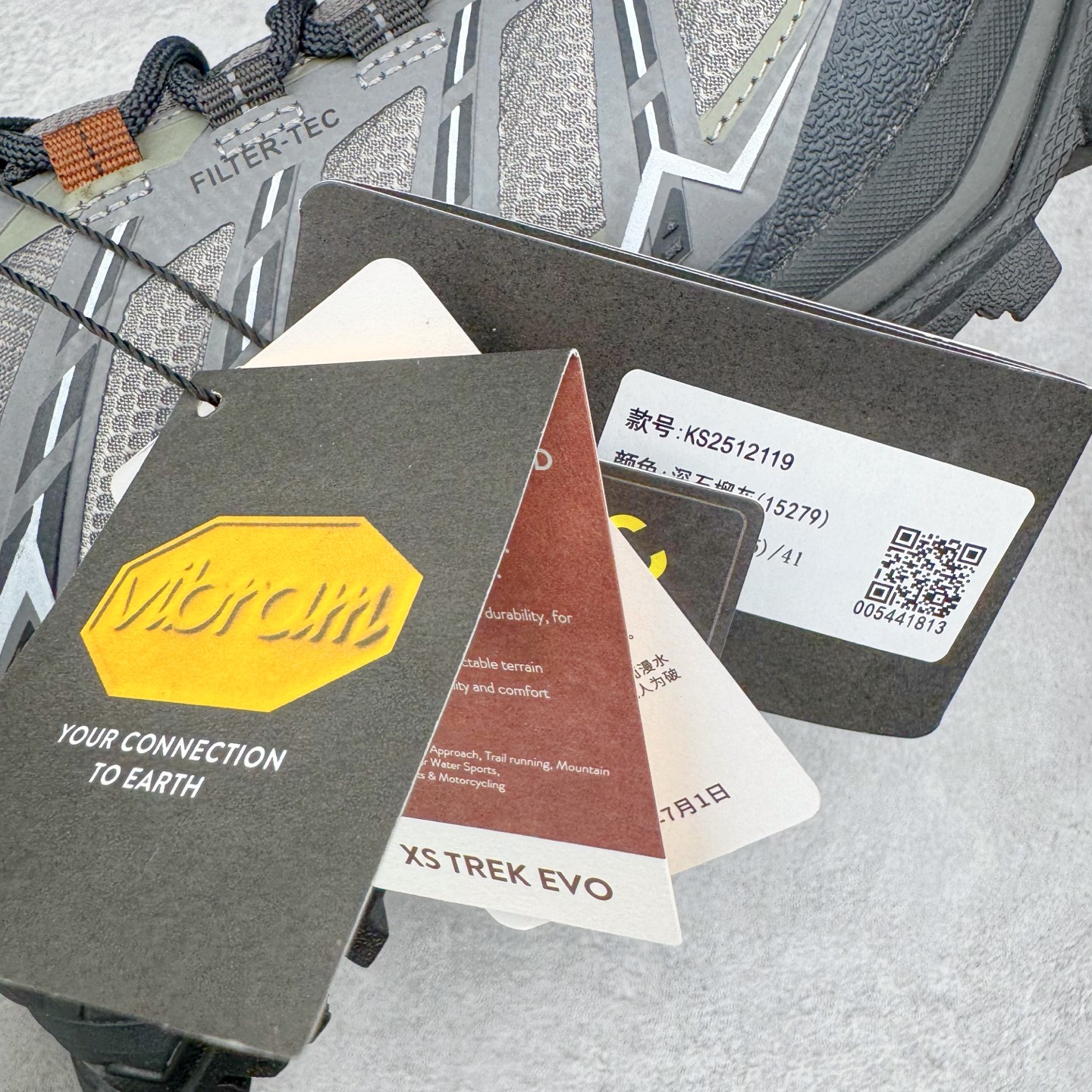 图片[11]-＃K版 KAILAS 凯乐石远征5代 FLT 舒适简约经典登山 防滑耐磨防水低帮徒步鞋 KAILAS凯乐石品牌是全球三大全系攀登品牌之一，于2003年创立于中国广州，致力于为有攀登梦想的户外运动员及爱好者，研发制造功能性专业装备，满足他们在极限环境下安全舒适的需求，凯乐石专注于科技面料的开发及专业功能设计，产品线覆盖登山、攀岩、徒步、越野跑山、露营、旅行等多项户外运动，通过运动员的测试反馈，不断进化迭代，产品荣获国内外大奖71座，发明专利21个，更突破性的自主研发攀登器械，打造出中国的攀登硬实力。实拍调校N版已经零色差零失真 百分百还原实物色彩所见即所得 不存在货不对板色差等低级问题 选购参考实物拍摄 不混卖不参货 只用心做好货严格选品 承诺混一赔十 尺码：36 36.5 37.5 38 38.5 39 39.5 40 40.5 41 41.5 42 42.5 43 44 44.5 45-选品中心