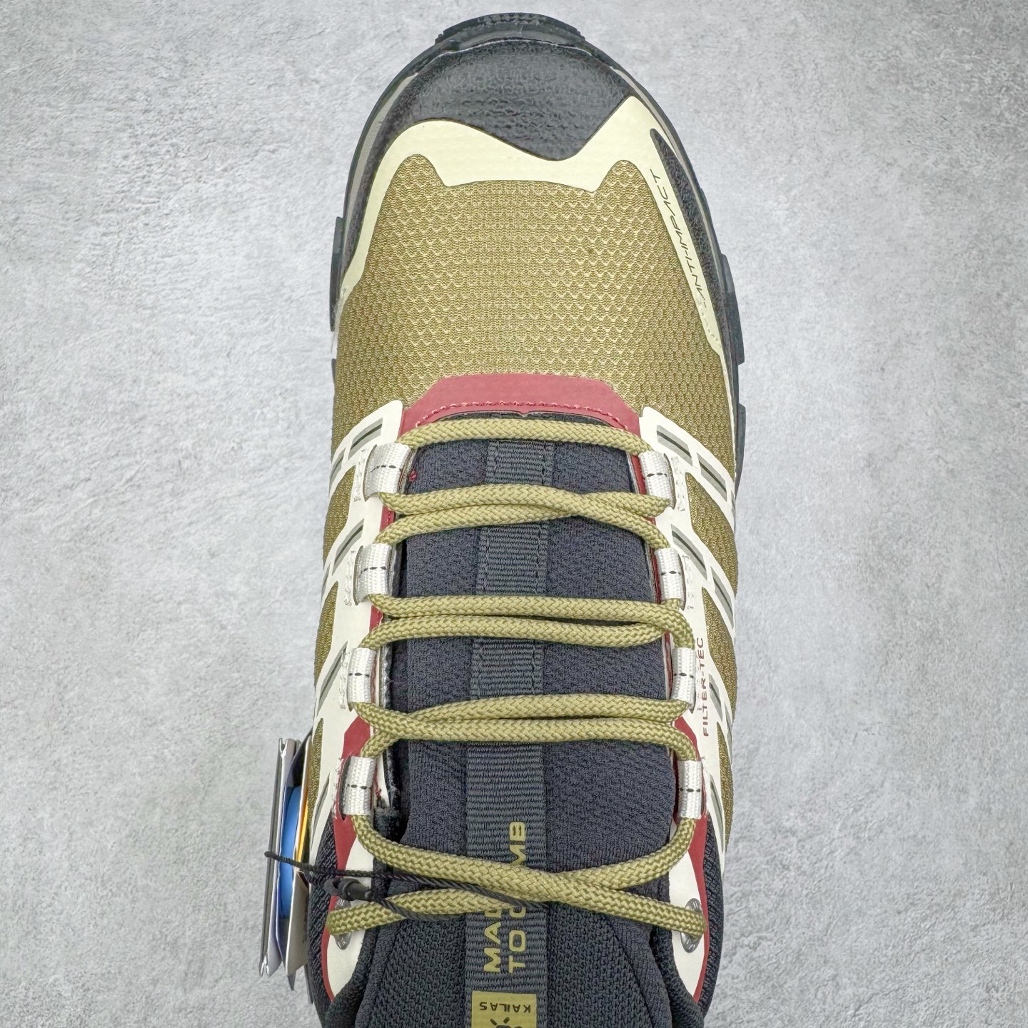图片[4]-＃K版 KAILAS 凯乐石远征5代 FLT 舒适简约经典登山 防滑耐磨防水低帮徒步鞋 KAILAS凯乐石品牌是全球三大全系攀登品牌之一，于2003年创立于中国广州，致力于为有攀登梦想的户外运动员及爱好者，研发制造功能性专业装备，满足他们在极限环境下安全舒适的需求，凯乐石专注于科技面料的开发及专业功能设计，产品线覆盖登山、攀岩、徒步、越野跑山、露营、旅行等多项户外运动，通过运动员的测试反馈，不断进化迭代，产品荣获国内外大奖71座，发明专利21个，更突破性的自主研发攀登器械，打造出中国的攀登硬实力。实拍调校N版已经零色差零失真 百分百还原实物色彩所见即所得 不存在货不对板色差等低级问题 选购参考实物拍摄 不混卖不参货 只用心做好货严格选品 承诺混一赔十 尺码：36 36.5 37.5 38 38.5 39 39.5 40 40.5 41 41.5 42 42.5 43 44 44.5 45-选品中心