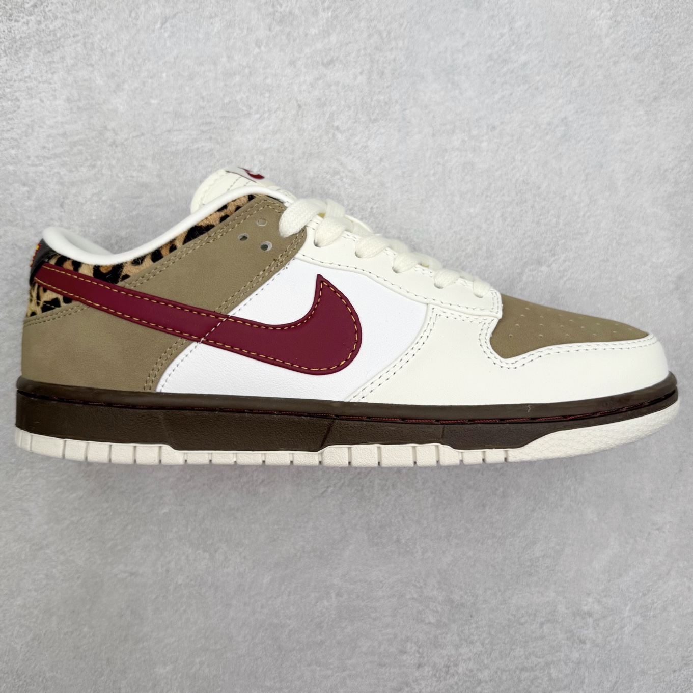 ＃F版 NK SB Dunk Low IM6687-262 极限压缩利润空间 超乎所想的高性价比 用料绝不含糊 原盒原配 正确耐磨橡胶大底 超高清洁度 全鞋零毛边皮料切割 全套原楦原模倾力打造完美版型 尺码：36 36.5 37.5 38 38.5 39 40 40.5 41 42 42.5 43 44 44.5 45 46 47.5-选品中心