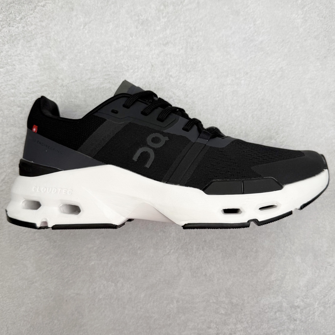 ＃DT On昂跑 Cloudpulse 系列网布舒适简约 减震防滑低帮训练鞋 此运动品牌 开创于2010年 缓震着陆、强效回弹、轻柔质感的设计构思始终是ON研制关键 与此同时基于“为全球提供革新性的跑步感受”信念 陆续推出了多款跑鞋及其以专业运动人体跑步工程学为设计关键的功能性跑步服饰设备 让跑者不费力气地畅快畅跑 尺码：36 36.5 37.5 38 38.5 39 40 40.5 41 42 42.5 43 44 44.5 45-选品中心