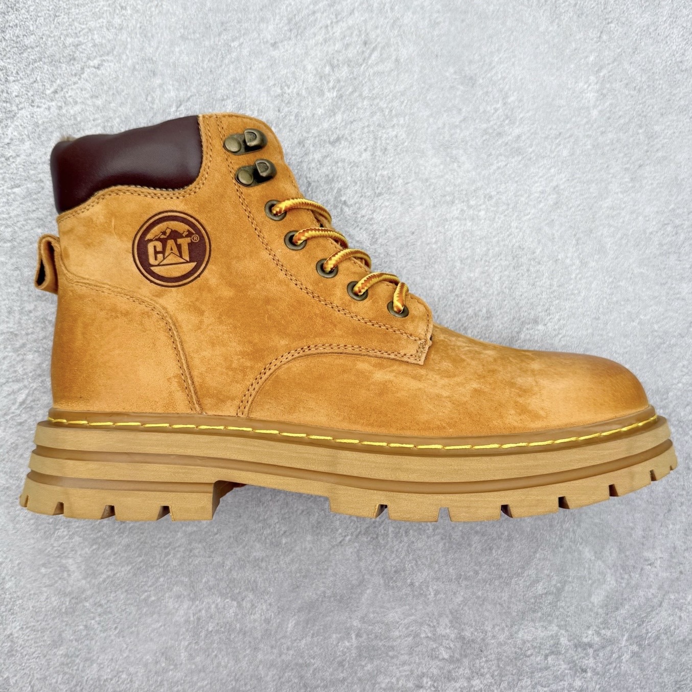 CAT卡特 户外工装轻底休闲马丁靴大黄靴系列 广东大厂品质 全新工艺升级 全鞋真牛皮材料 大底到五金都是代工厂原材料制作 同原版固特异永不开胶工艺 好货不杀猪 首单质量严格把控 全网独家首发 品质毋庸置疑 全套官网统一包装 今年冬季防寒户外专用 日常随意搭配 尺码：39 40 41 42 43 44（皮鞋码）-选品中心