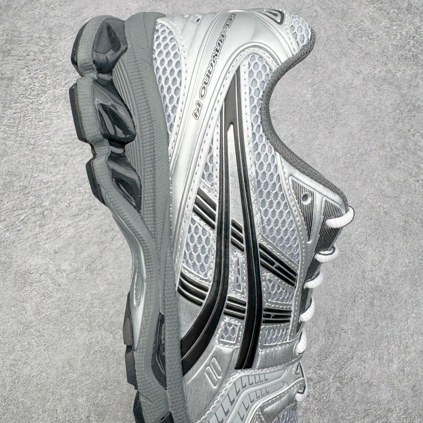 图片[6]-＃ZC总裁 Asics Gel-Kayano K14 亚瑟士系列复古舒适织物合成革减震防滑耐磨低帮休闲跑步鞋 市场顶级版本 原装纸板楦头开发 独家私模五层组合大底 原厂定制缓震硅胶加持 原盒原配 官方四联吊牌 一比一同步原鞋工艺和用料 鞋面原厂“三明治”多层网布 区别其他同价版本 鞋垫采用原厂OrthoLite欧索莱材质 非普通海玻璃鞋垫 后跟一样采用了GEL缓震胶 整体系列设计非常的科技感 锻炼跑步的同时让你一样时尚百搭 尺码：36 37 37.5 38 39 39.5 40 40.5 41.5 42 42.5 43.5 44 44.5 45 46-选品中心