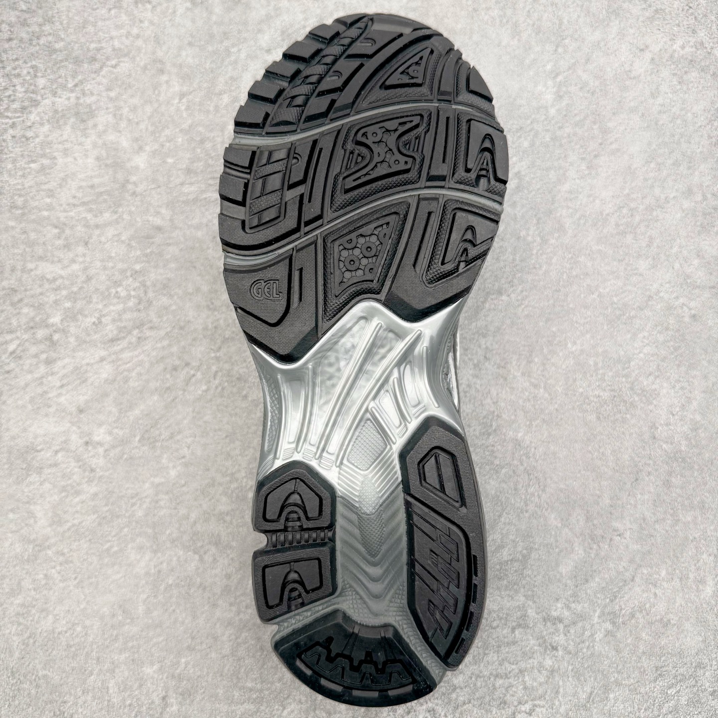 图片[9]-＃ZC总裁 Asics Gel-Kayano K14 亚瑟士系列复古舒适织物合成革减震防滑耐磨低帮休闲跑步鞋 市场顶级版本 原装纸板楦头开发 独家私模五层组合大底 原厂定制缓震硅胶加持 原盒原配 官方四联吊牌 一比一同步原鞋工艺和用料 鞋面原厂“三明治”多层网布 区别其他同价版本 鞋垫采用原厂OrthoLite欧索莱材质 非普通海玻璃鞋垫 后跟一样采用了GEL缓震胶 整体系列设计非常的科技感 锻炼跑步的同时让你一样时尚百搭 尺码：36 37 37.5 38 39 39.5 40 40.5 41.5 42 42.5 43.5 44 44.5 45 46-选品中心