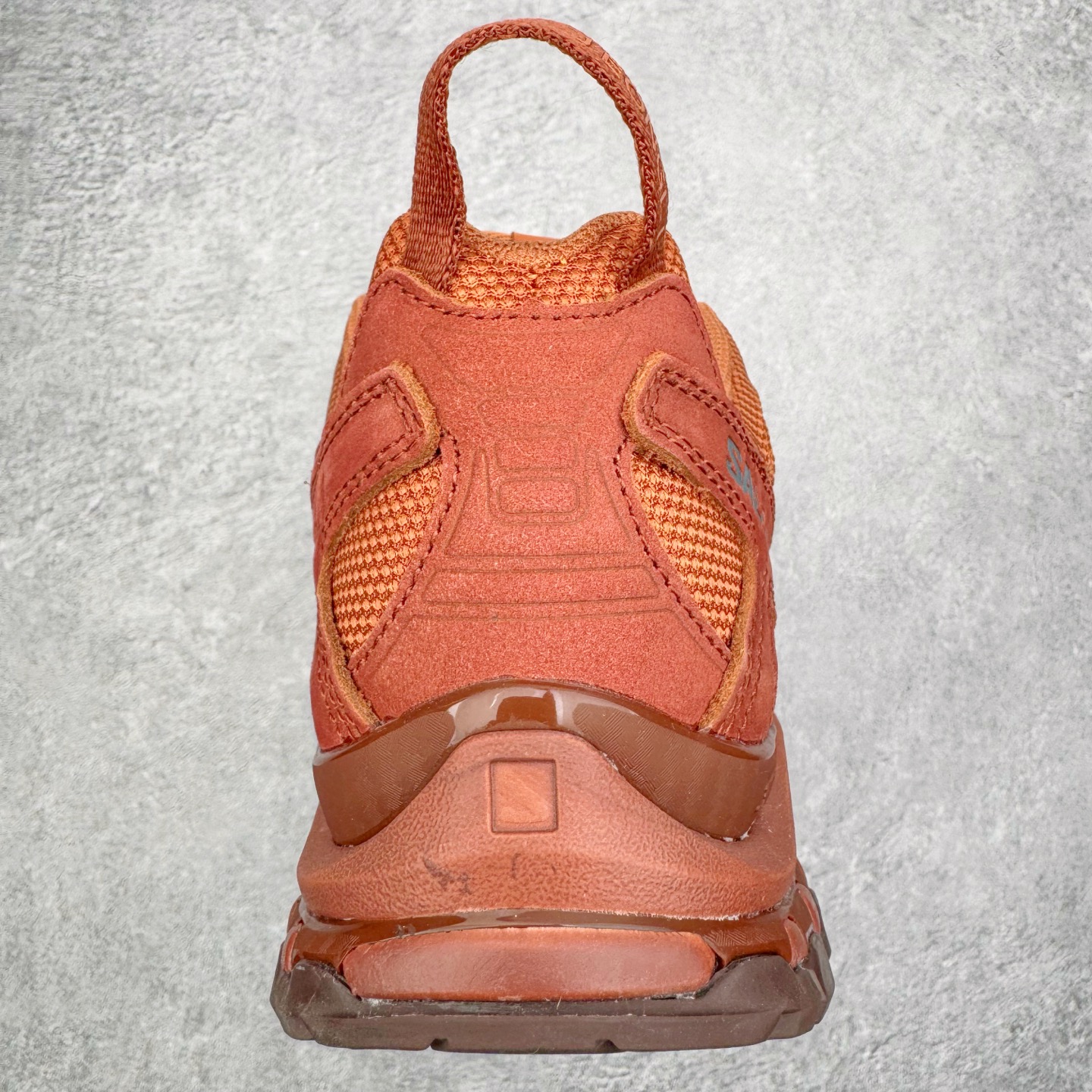 图片[8]-＃GX/绿X JEONGLI x SALOMON XA PRO 3D XA PRO 3D 萨洛蒙联名舒适百搭舒适百搭减震耐磨透气低帮休闲越野跑步鞋 纯原外贸平台特供订单 耗时半年巨作 全套原纸板楦头开发 原厂特供网布配套加持 确保原汁原味 完美呈现版型 原档数据独家私模五层组合大底 男女鞋同步官方开发至46.5 原装Ortholite轻量化鞋垫 中底布带钢印编号 原厂TPU锁扣 进口港宝加持 后跟自然饱满 还原公司包裹性 鞋面采用SENSIFT贴合技术 全方位贴合包裹脚型 鞋跟部鞋底牵引设计 提供强大的抓地性能 更适应野外崎岖不平的道路 其3D ADVANCED CHASSIS底盘 材料轻量大化 钉齿设计更具稳定性 防护性 鞋底易磨损区运用CONTAGRIP高耐磨材料 应对城市硬质路面长距离跑考验 尺码：36 36.5 37.5 38 38.5 39 40 40.5 41 42 42.5 43 44 44.5 45 46 46.5-选品中心