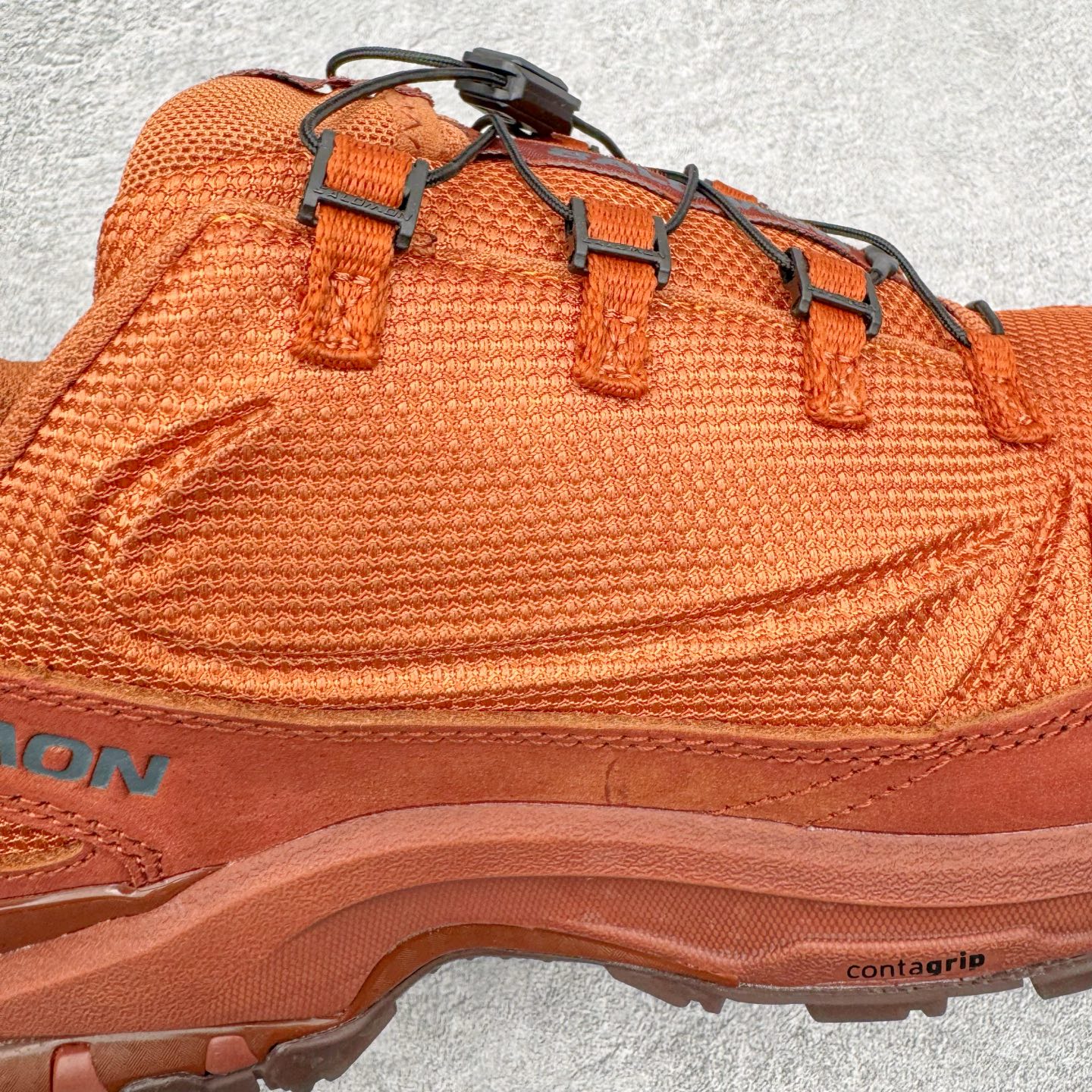 图片[16]-＃GX/绿X JEONGLI x SALOMON XA PRO 3D XA PRO 3D 萨洛蒙联名舒适百搭舒适百搭减震耐磨透气低帮休闲越野跑步鞋 纯原外贸平台特供订单 耗时半年巨作 全套原纸板楦头开发 原厂特供网布配套加持 确保原汁原味 完美呈现版型 原档数据独家私模五层组合大底 男女鞋同步官方开发至46.5 原装Ortholite轻量化鞋垫 中底布带钢印编号 原厂TPU锁扣 进口港宝加持 后跟自然饱满 还原公司包裹性 鞋面采用SENSIFT贴合技术 全方位贴合包裹脚型 鞋跟部鞋底牵引设计 提供强大的抓地性能 更适应野外崎岖不平的道路 其3D ADVANCED CHASSIS底盘 材料轻量大化 钉齿设计更具稳定性 防护性 鞋底易磨损区运用CONTAGRIP高耐磨材料 应对城市硬质路面长距离跑考验 尺码：36 36.5 37.5 38 38.5 39 40 40.5 41 42 42.5 43 44 44.5 45 46 46.5-选品中心