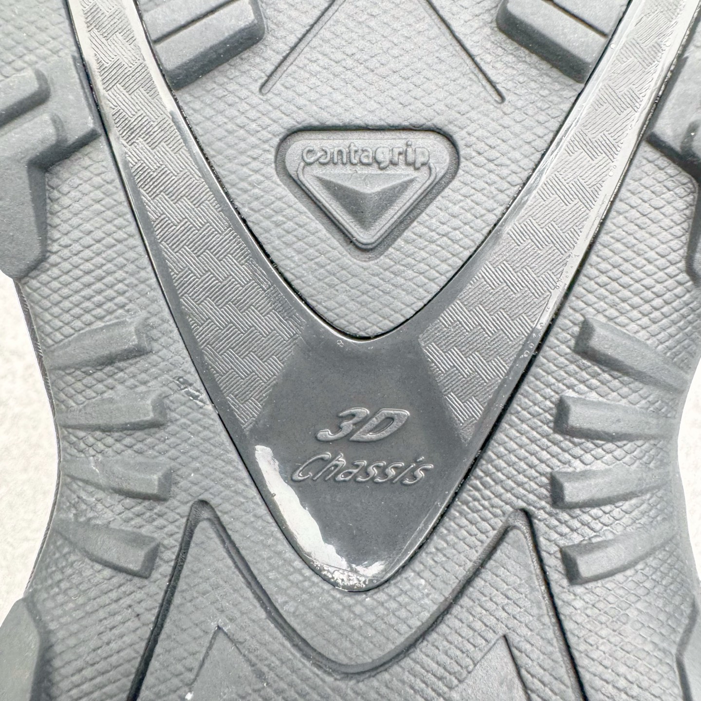 图片[21]-＃GX/绿X JEONGLI x SALOMON XA PRO 3D XA PRO 3D 萨洛蒙联名舒适百搭舒适百搭减震耐磨透气低帮休闲越野跑步鞋 纯原外贸平台特供订单 耗时半年巨作 全套原纸板楦头开发 原厂特供网布配套加持 确保原汁原味 完美呈现版型 原档数据独家私模五层组合大底 男女鞋同步官方开发至46.5 原装Ortholite轻量化鞋垫 中底布带钢印编号 原厂TPU锁扣 进口港宝加持 后跟自然饱满 还原公司包裹性 鞋面采用SENSIFT贴合技术 全方位贴合包裹脚型 鞋跟部鞋底牵引设计 提供强大的抓地性能 更适应野外崎岖不平的道路 其3D ADVANCED CHASSIS底盘 材料轻量大化 钉齿设计更具稳定性 防护性 鞋底易磨损区运用CONTAGRIP高耐磨材料 应对城市硬质路面长距离跑考验 尺码：36 36.5 37.5 38 38.5 39 40 40.5 41 42 42.5 43 44 44.5 45 46 46.5-选品中心