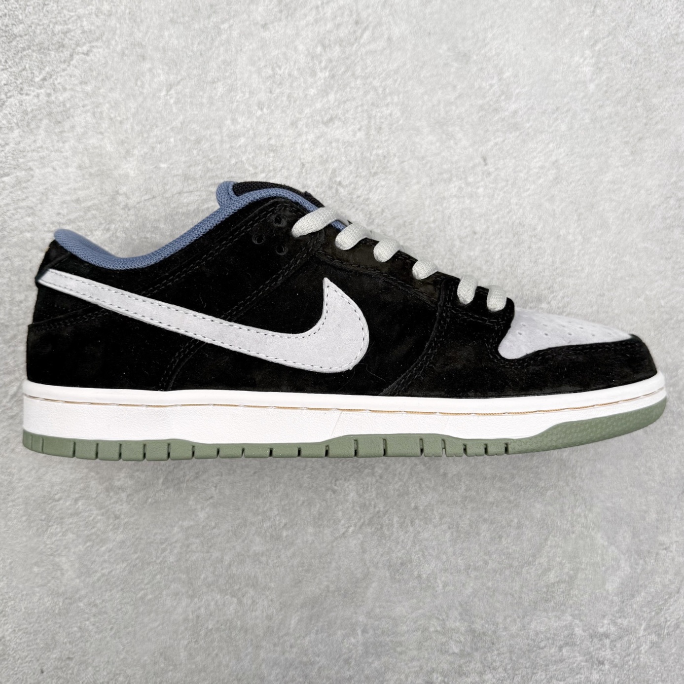 ＃F版 NK SB Dunk Low HF3063-002 极限压缩利润空间 超乎所想的高性价比 用料绝不含糊 原盒原配 正确耐磨橡胶大底 超高清洁度 全鞋零毛边皮料切割 全套原楦原模倾力打造完美版型 尺码：36 36.5 37.5 38 38.5 39 40 40.5 41 42 42.5 43 44 44.5 45 46 47.5-选品中心