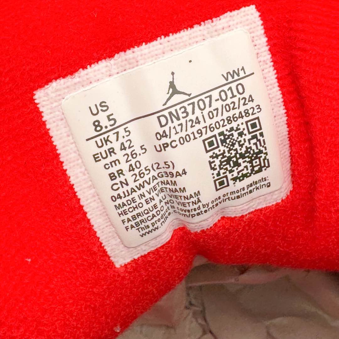 图片[12]-＃PK纯原福利 Air Jordan AJ3 Retro 复刻黑水泥 DN3707-010 目前市场最推荐的产品 市场唯一正确批次 操刀耗时半年巨作 超合理的单价 拒绝高利润 全套原纸板楦头开发 原厂大底磨具加持立体防滑纹理 原装可视Air Sole气垫 原汁原味最完美的三代版型 唯一正确鞋头趴度弧度高度鞋身腰线 原厂TPU彩虹扎染后跟饰片 正确内里反口里网布 皮料菱角分明不变形无多余毛边 广东原厂zp同批次手工大底描漆拉丝 市场唯一原厂鞋扣模具 原厂织唛标 原厂飞人电绣工艺 尾指中部跳三针 独家绑鞋带手法 印刷中底布 四线拉帮 米色美纹纸贴合固定 进口港宝加持 后跟自然饱满 全鞋荧光划线卡点 追求极致完美 每一双都是工艺品 多重QC质检 超越公司货的品控标准 实实在在的免检产品 尺码：40 40.5 41 42 42.5 43 44 44.5 45 46 47.5 48.5-选品中心