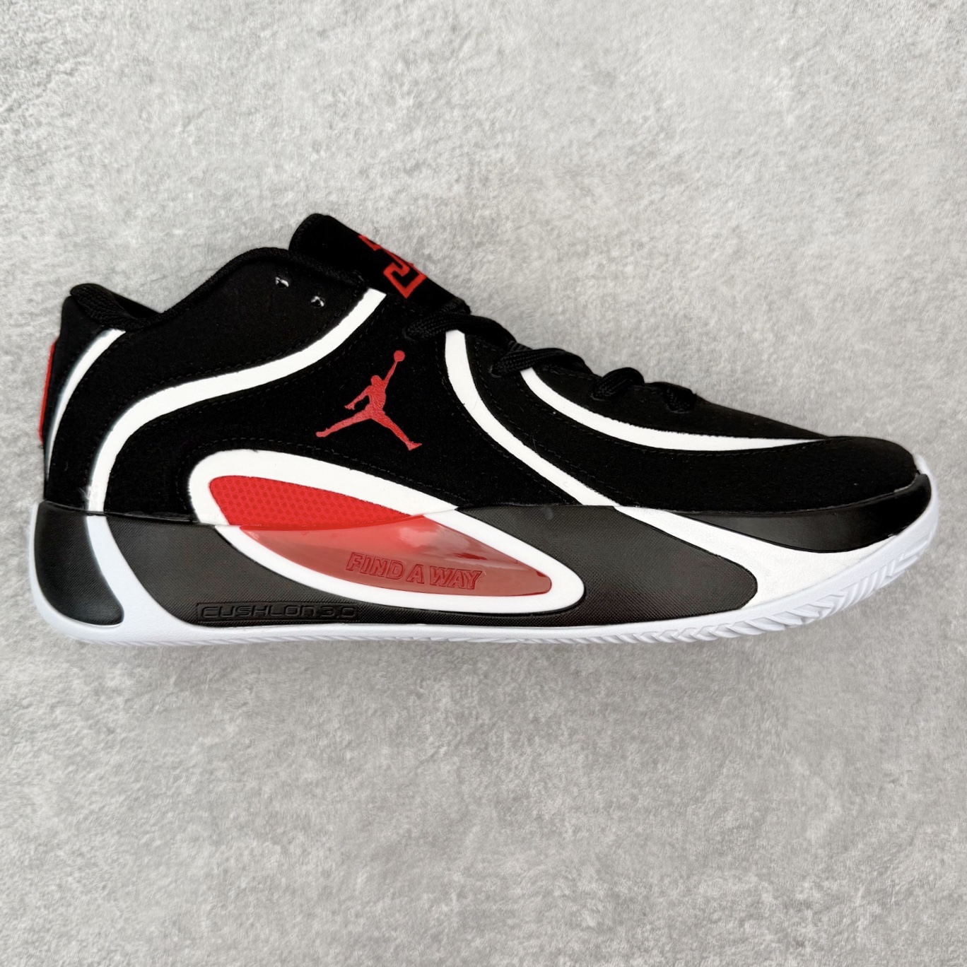 Jordan Tatum 4 Premium PF 舒适耐用支撑回弹篮球鞋 实拍调校N版已经零色差零失真 百分百还原实物色彩所见即所得 不存在货不对板色差等低级问题 选购参考实物拍摄 不混卖不参货 只用心做好货严格选品 承诺混一赔十 尺码：40 40.5 41 42 42.5 43 44 44.5 45 46-选品中心