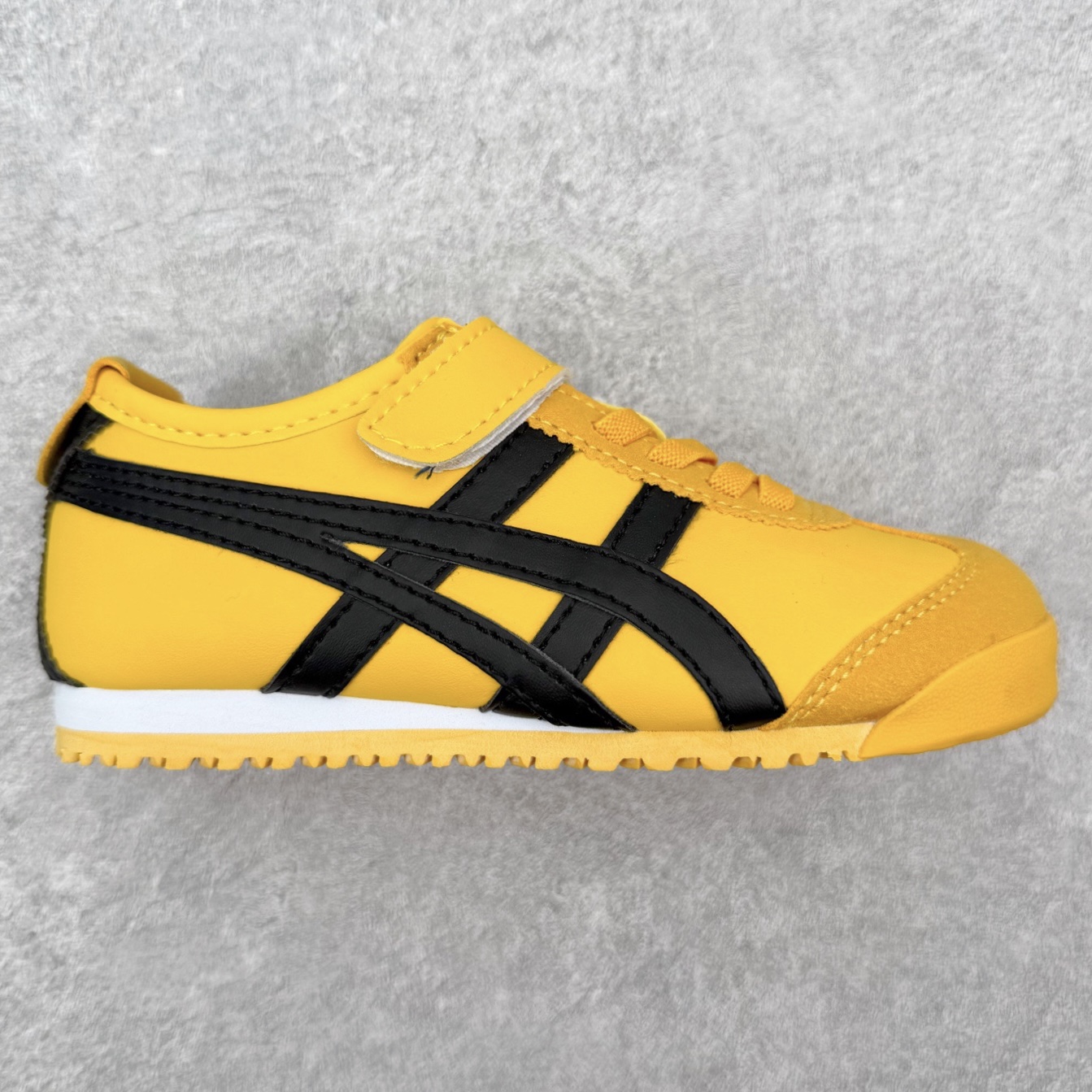 图片[2]-Onitsuka Tiger 鬼冢虎童鞋 原盒原标半码 四联官方吊牌 乳胶组合鞋垫、纸质钢印中底 纯正尼龙布 做工极其细腻 原版全年原价不打折 全方位对比专柜 不用宰手买原版 这里满足你 24-37-选品中心
