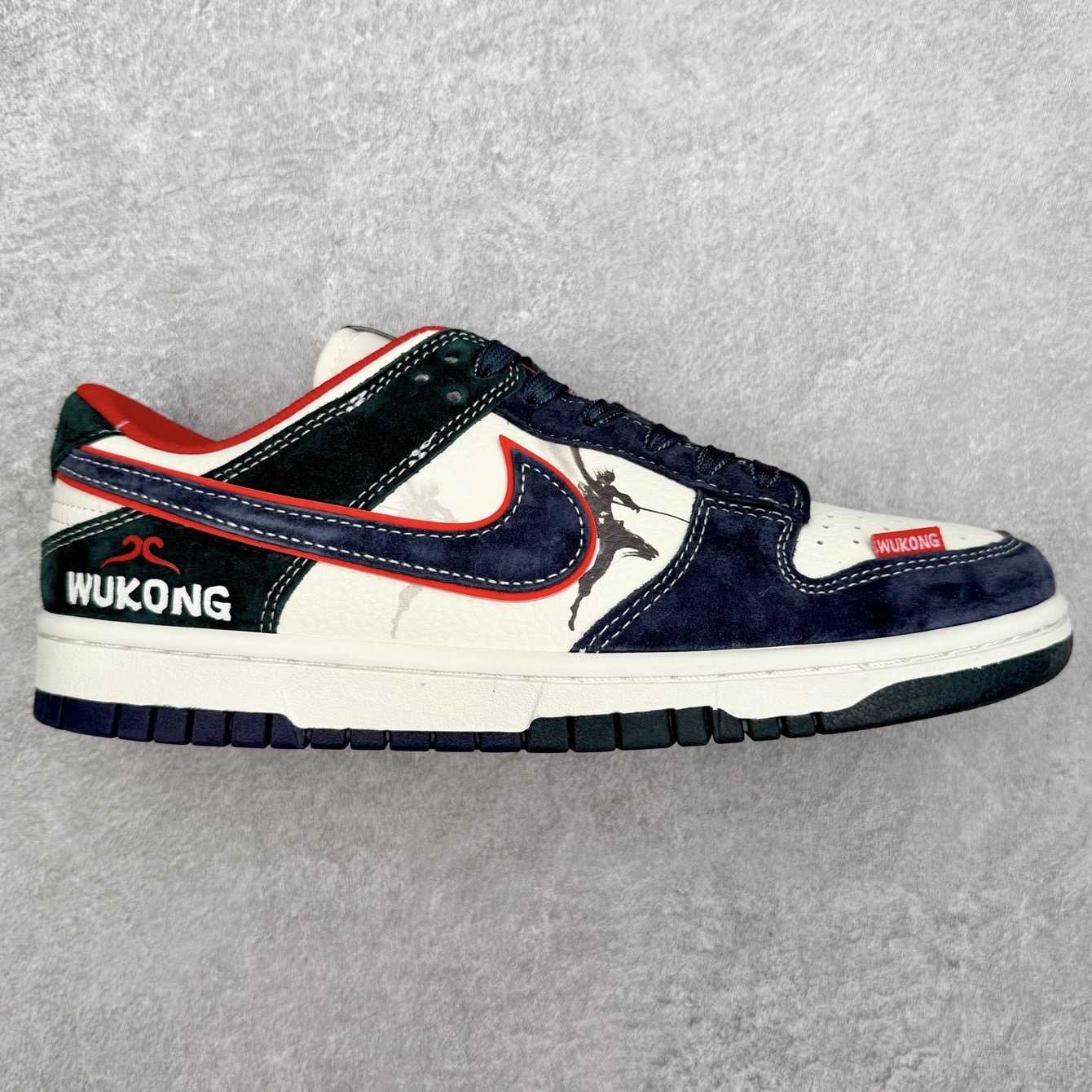 图片[3]-＃纯原福利 NK Dunk Low 定制配色 大厂出品 极力推荐 原装头层材料 独家版型蒸餾加工帶來的是更好的视觉和脚感体验大厂纯原品质出货 清洁度 电绣工艺 皮料切割干净无任何毛边 细节完美 尺码：36 36.5 37.5 38 38.5 39 40 40.5 41 42 42.5 43 44 44.5 45-选品中心