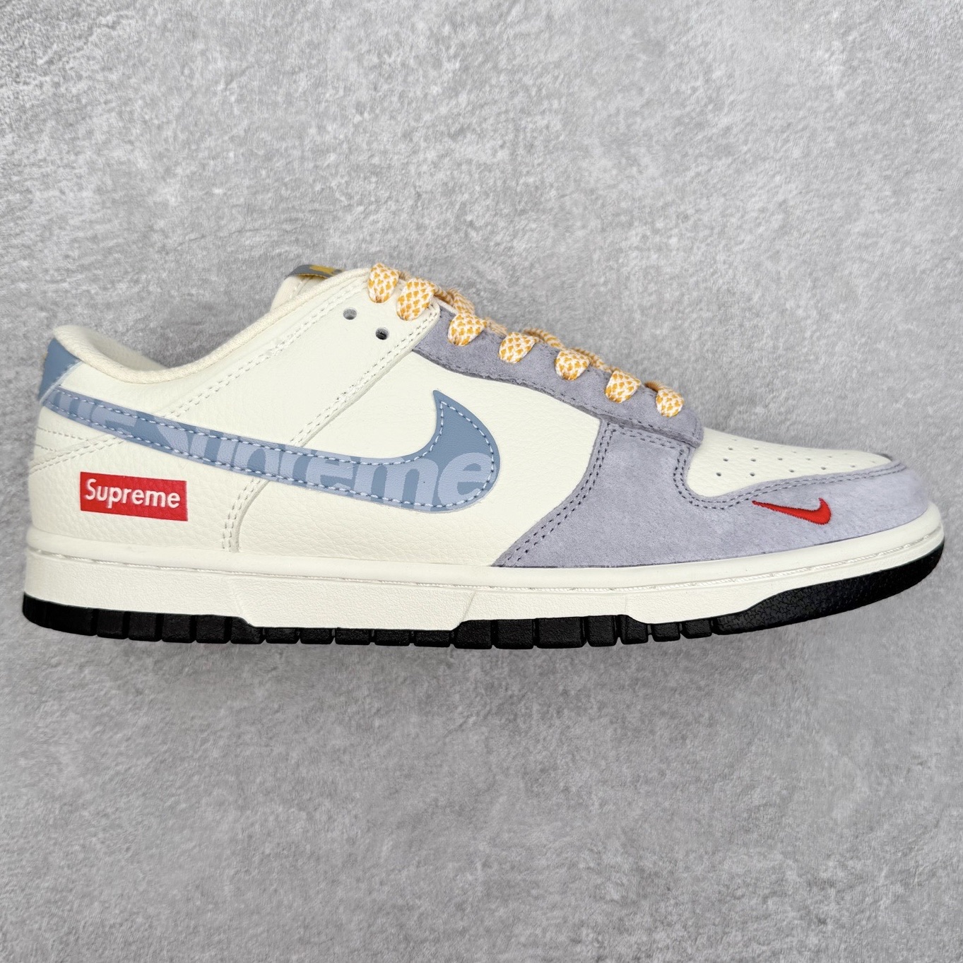 图片[5]-＃纯原福利 NK Dunk Low 定制配色 大厂出品 极力推荐 原装头层材料 独家版型蒸餾加工帶來的是更好的视觉和脚感体验大厂纯原品质出货 清洁度 电绣工艺 皮料切割干净无任何毛边 细节完美 尺码：36 36.5 37.5 38 38.5 39 40 40.5 41 42 42.5 43 44 44.5 45-选品中心