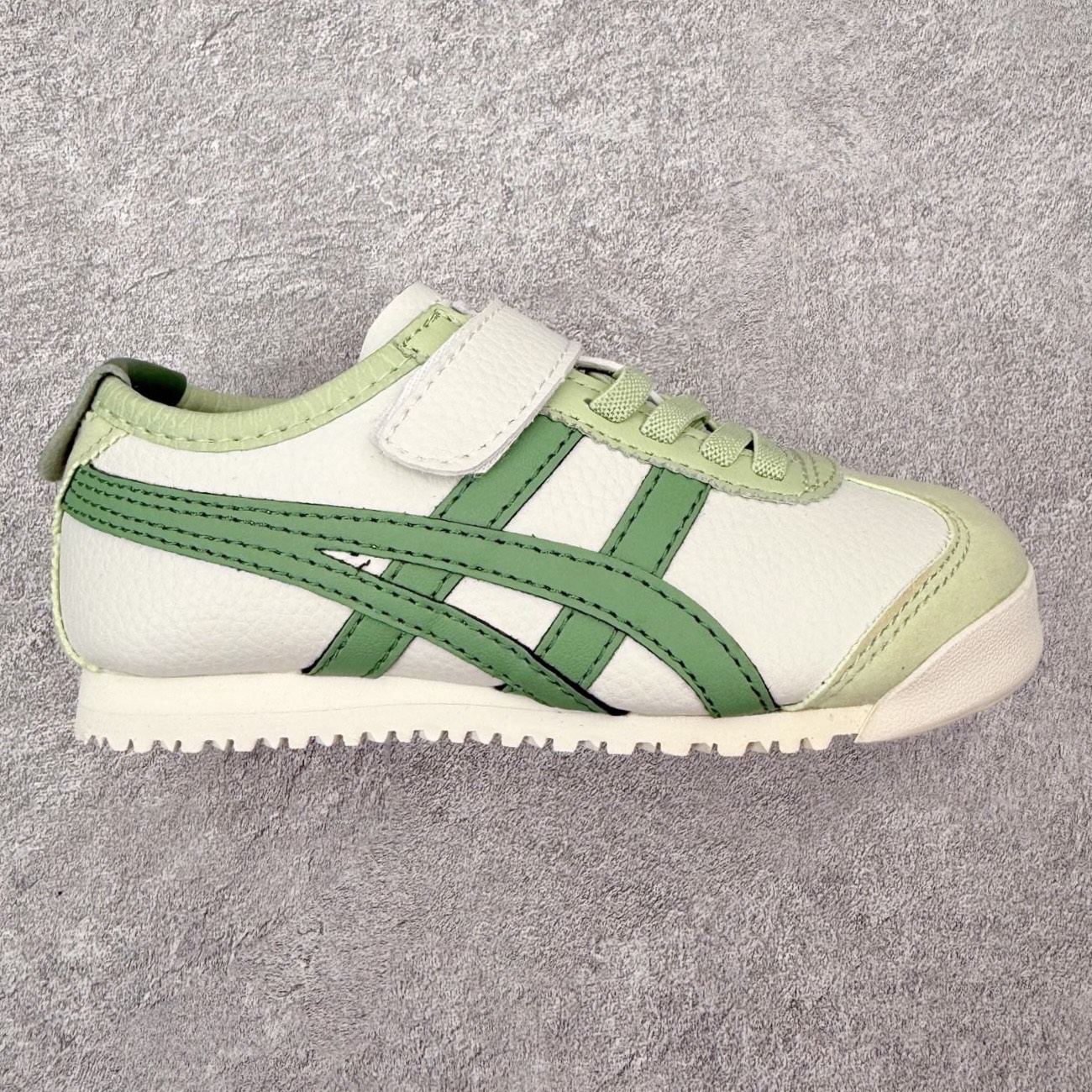图片[8]-Onitsuka Tiger 鬼冢虎童鞋 原盒原标半码 四联官方吊牌 乳胶组合鞋垫、纸质钢印中底 纯正尼龙布 做工极其细腻 原版全年原价不打折 全方位对比专柜 不用宰手买原版 这里满足你 24-37-选品中心