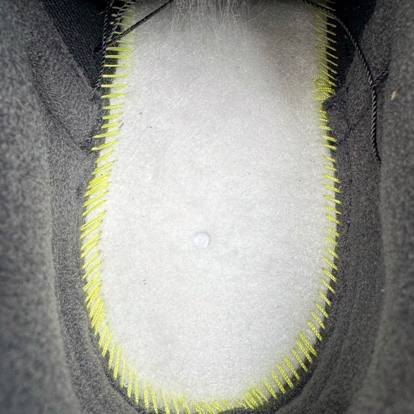 图片[10]-＃GX Supreme x NK Air Force 1 Low \’07 空军一号低帮经典板鞋 联名黑白 CU9225-002 经典老鞋 完美复刻 不规则波浪大底咬花 全鞋电脑针车 工整有序 视觉效果满分 原厂拉帮手法 标准四线 密度针距针孔大小控制到位 原装反口里网布海绵 正确卡色网眼大小 新版鞋撑改用纸团代替 原厂港宝加持完美还原灵魂版型 原盒原配从里到外百分百还原 原厂全头层原厂皮料 原标原盒 内置Sole气垫 中底白色背胶 中底划线 已经无限的接近公司 原厂楦头 原厂刺绣 后跟弧度修正 独家私模最大开发到48.5 尺码：35.5 36 37.5 38 38.5 39 40 40.5 41 42 42.5 43 44 44.5 45 46 47.5 48.5-选品中心