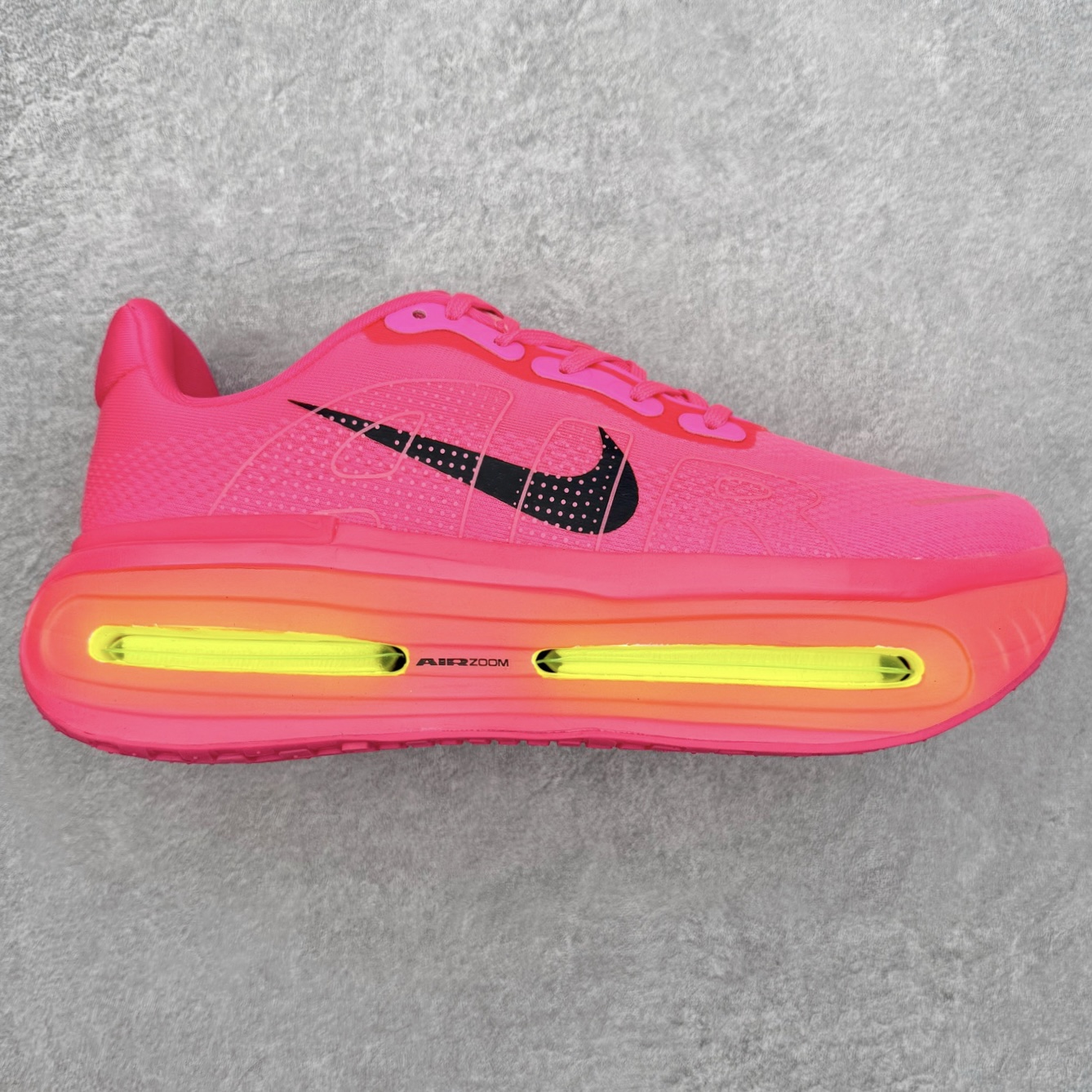 NK Vomero Premium 时尚舒适 网布防滑耐磨 低帮跑步鞋 HM5973-603 实拍调校N版已经零色差零失真 百分百还原实物色彩所见即所得 不存在货不对板色差等低级问题 选购参考实物拍摄 不混卖不参货 只用心做好货严格选品 承诺混一赔十 尺码：36 36.5 37.5 38 38.5 39 40 40.5 41 42 42.5 43 44 44.5 45-选品中心