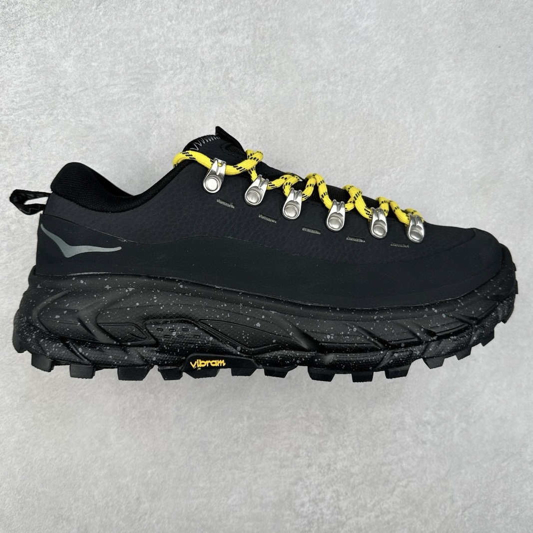 HOKA ONE ONE Tor Summit TP 舒适百搭防滑耐磨低帮跑步鞋 HOKA ONE ONE是来自美国的跑步鞋知名品牌，创立于2009年，始终致力于为所有跑者提供更新、更好的跑步装备。相比常规跑鞋，HOKA ONE ONE特别研发使用性能独特的几何形跑鞋中底，此种鞋底更厚、更高、回弹性也更好，除了卓越的缓冲性能，它还能为各种阶段的跑者带来更具动感、更加稳定的跑步体验。HOKAONE ONE从设计之初就清楚意识到，要保证跑者步幅的均匀一致，双脚自然而然的运动至关重要。实拍调校N版已经零色差零失真 百分百还原实物色彩所见即所得 不存在货不对板色差等低级问题 选购参考实物拍摄 不混卖不参货 只用心做好货严格选品 承诺混一赔十 尺码：36 36.5 37.5 38 38.5 39 40 40.5 41 42 42.5 43 44 44.5 45-选品中心
