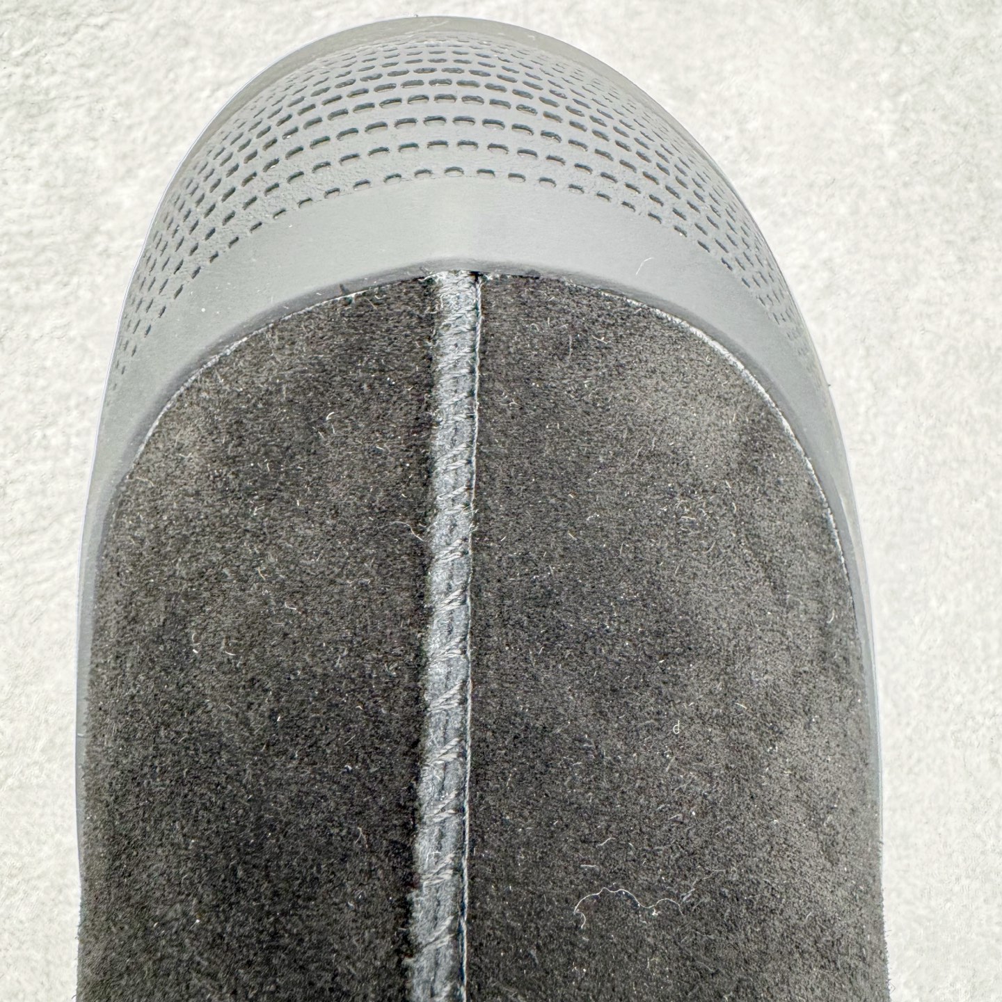 图片[12]-＃SP原厂 UGG 4096 塔斯曼高帮秋冬羊皮毛一体雪地靴 全鞋采用ZP同厂 隆丰A级澳洲进口羊皮毛一体 品牌代工厂生产线 完全遵循ZP工艺流程 代工厂原厂版师 秉承无原鞋不开发选择 注重每一处细节 市面最正版型 TREADLITE\\\”轻翼\\\”科技外底 轻便/耐用/柔韧/桩型【售后郑重承诺】一个月内若出现重大脱胶/断底等质量问题 直接为您换新！尺码：35 36 37 38 39 40 41 42 43-选品中心