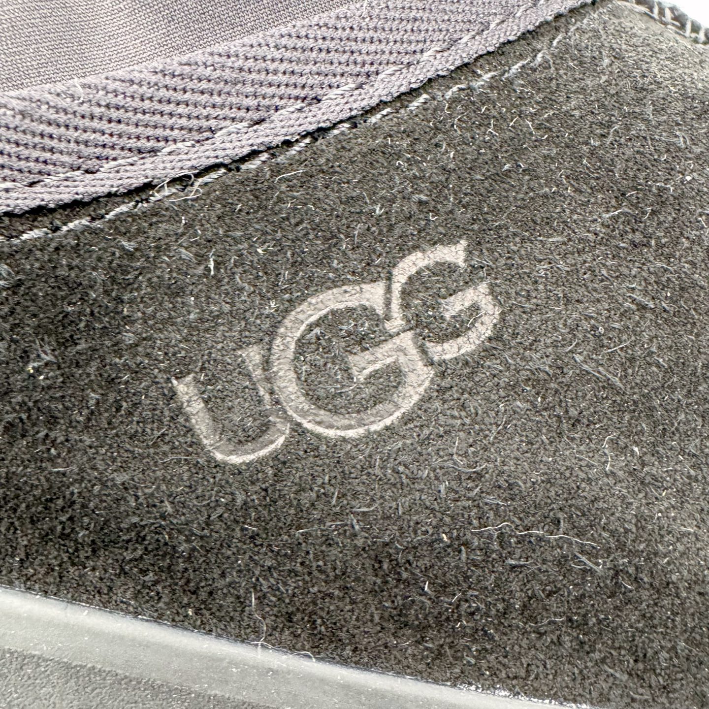 图片[14]-＃SP原厂 UGG 4096 塔斯曼高帮秋冬羊皮毛一体雪地靴 全鞋采用ZP同厂 隆丰A级澳洲进口羊皮毛一体 品牌代工厂生产线 完全遵循ZP工艺流程 代工厂原厂版师 秉承无原鞋不开发选择 注重每一处细节 市面最正版型 TREADLITE\\\”轻翼\\\”科技外底 轻便/耐用/柔韧/桩型【售后郑重承诺】一个月内若出现重大脱胶/断底等质量问题 直接为您换新！尺码：35 36 37 38 39 40 41 42 43-选品中心