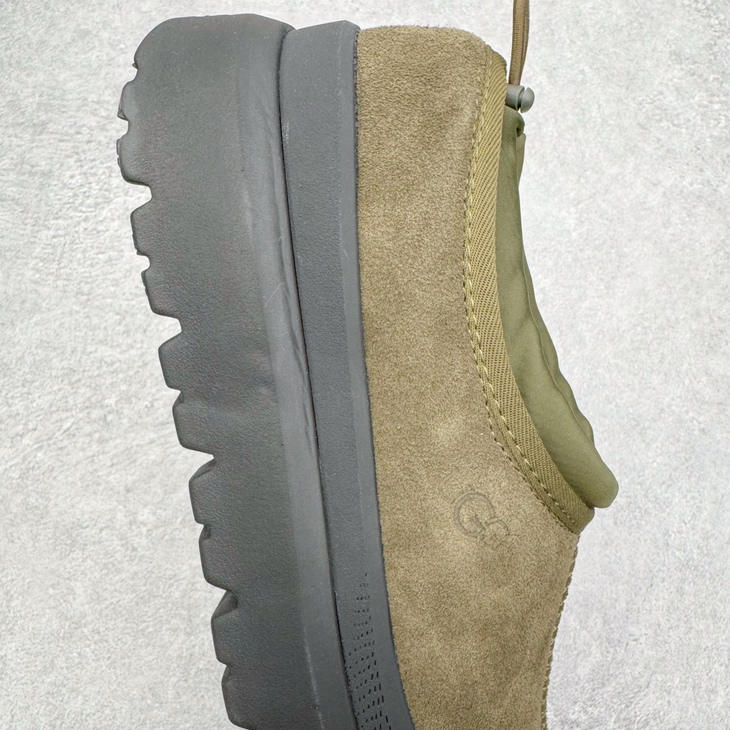 图片[6]-＃SP原厂 UGG 4096 塔斯曼高帮秋冬羊皮毛一体雪地靴 全鞋采用ZP同厂 隆丰A级澳洲进口羊皮毛一体 品牌代工厂生产线 完全遵循ZP工艺流程 代工厂原厂版师 秉承无原鞋不开发选择 注重每一处细节 市面最正版型 TREADLITE\\\”轻翼\\\”科技外底 轻便/耐用/柔韧/桩型【售后郑重承诺】一个月内若出现重大脱胶/断底等质量问题 直接为您换新！尺码：35 36 37 38 39 40 41 42 43-选品中心