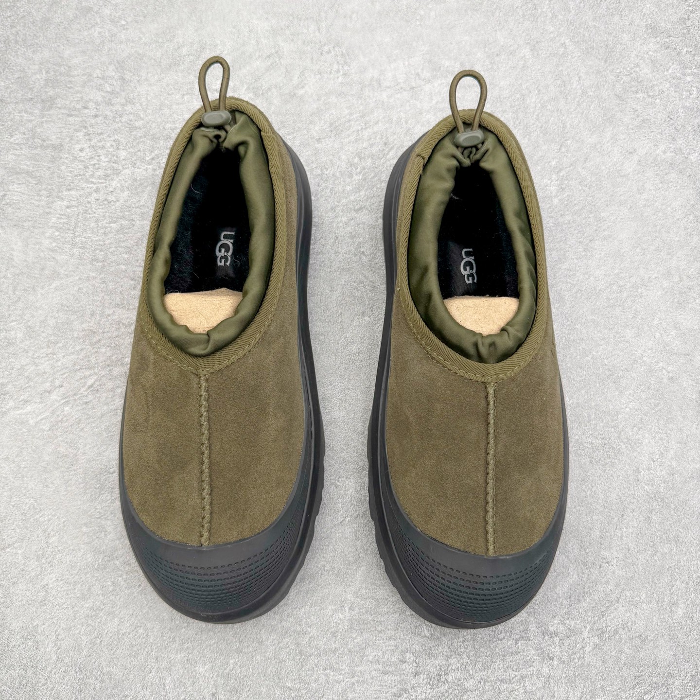 图片[2]-＃SP原厂 UGG 4096 塔斯曼高帮秋冬羊皮毛一体雪地靴 全鞋采用ZP同厂 隆丰A级澳洲进口羊皮毛一体 品牌代工厂生产线 完全遵循ZP工艺流程 代工厂原厂版师 秉承无原鞋不开发选择 注重每一处细节 市面最正版型 TREADLITE\\\”轻翼\\\”科技外底 轻便/耐用/柔韧/桩型【售后郑重承诺】一个月内若出现重大脱胶/断底等质量问题 直接为您换新！尺码：35 36 37 38 39 40 41 42 43-选品中心