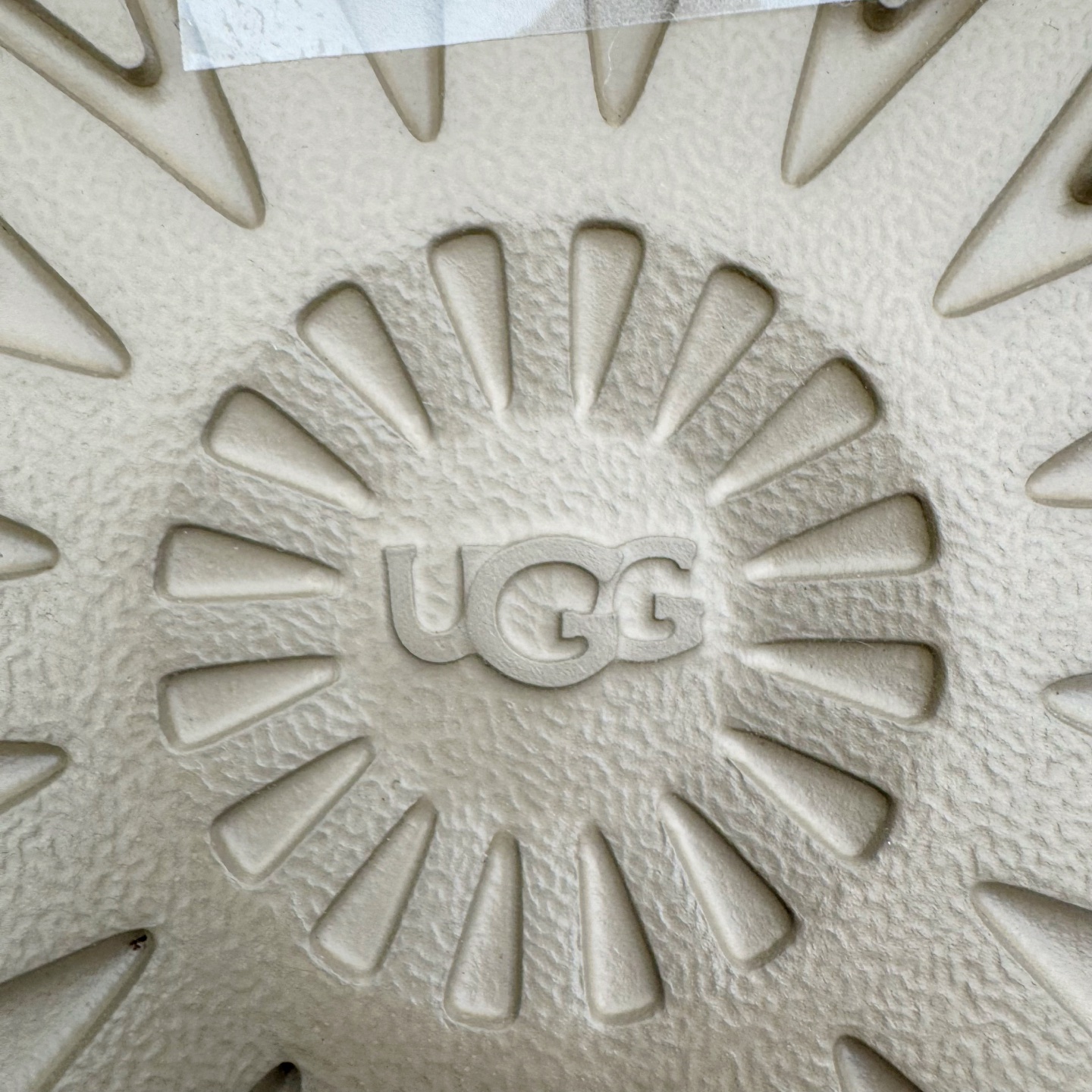 图片[14]-＃SP原厂 UGG 4496 秋冬羊皮毛一体雪地靴 全鞋采用ZP同厂 隆丰A级澳洲进口羊皮毛一体 品牌代工厂生产线 完全遵循ZP工艺流程 代工厂原厂版师 秉承无原鞋不开发选择 注重每一处细节 市面最正版型 TREADLITE\\\”轻翼\\\”科技外底 轻便/耐用/柔韧/桩型【售后郑重承诺】一个月内若出现重大脱胶/断底等质量问题 直接为您换新！尺码：35 36 37 38 39 40-选品中心