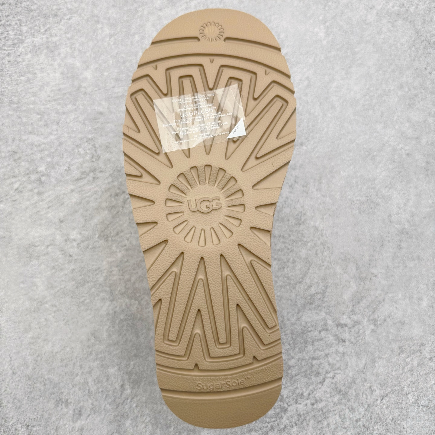 图片[9]-＃SP原厂 UGG 4496 秋冬羊皮毛一体雪地靴 全鞋采用ZP同厂 隆丰A级澳洲进口羊皮毛一体 品牌代工厂生产线 完全遵循ZP工艺流程 代工厂原厂版师 秉承无原鞋不开发选择 注重每一处细节 市面最正版型 TREADLITE\\\”轻翼\\\”科技外底 轻便/耐用/柔韧/桩型【售后郑重承诺】一个月内若出现重大脱胶/断底等质量问题 直接为您换新！尺码：35 36 37 38 39 40-选品中心