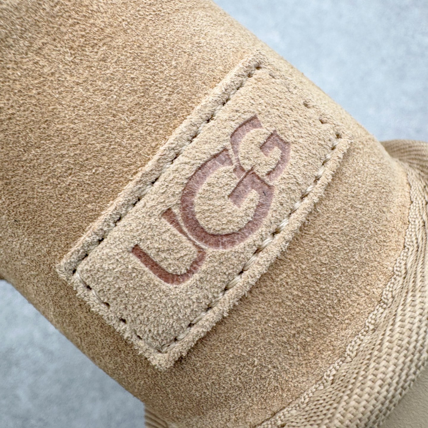 图片[10]-＃SP原厂 UGG 4496 秋冬羊皮毛一体雪地靴 全鞋采用ZP同厂 隆丰A级澳洲进口羊皮毛一体 品牌代工厂生产线 完全遵循ZP工艺流程 代工厂原厂版师 秉承无原鞋不开发选择 注重每一处细节 市面最正版型 TREADLITE\\\”轻翼\\\”科技外底 轻便/耐用/柔韧/桩型【售后郑重承诺】一个月内若出现重大脱胶/断底等质量问题 直接为您换新！尺码：35 36 37 38 39 40-选品中心