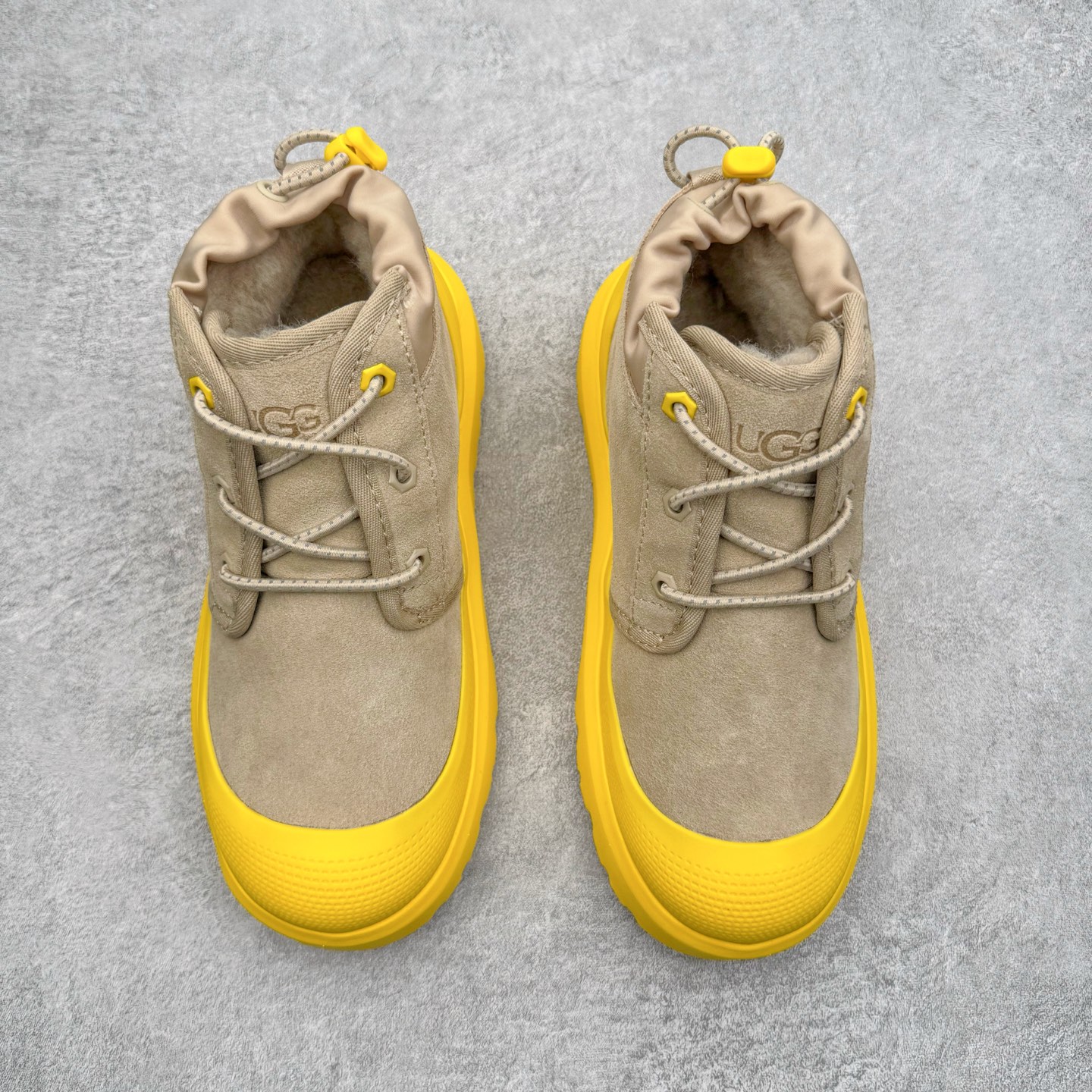 图片[2]-＃SP原厂 UGG 3991 塔斯曼高帮秋冬羊皮毛一体雪地靴 全鞋采用ZP同厂 隆丰A级澳洲进口羊皮毛一体 品牌代工厂生产线 完全遵循ZP工艺流程 代工厂原厂版师 秉承无原鞋不开发选择 注重每一处细节 市面最正版型 TREADLITE\\\”轻翼\\\”科技外底 轻便/耐用/柔韧/桩型【售后郑重承诺】一个月内若出现重大脱胶/断底等质量问题 直接为您换新！尺码：35 36 37 38 39 40 41 42 43-选品中心