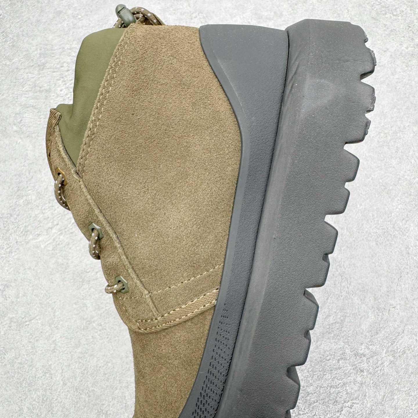 图片[7]-＃SP原厂 UGG 3991 塔斯曼高帮秋冬羊皮毛一体雪地靴 全鞋采用ZP同厂 隆丰A级澳洲进口羊皮毛一体 品牌代工厂生产线 完全遵循ZP工艺流程 代工厂原厂版师 秉承无原鞋不开发选择 注重每一处细节 市面最正版型 TREADLITE\\\”轻翼\\\”科技外底 轻便/耐用/柔韧/桩型【售后郑重承诺】一个月内若出现重大脱胶/断底等质量问题 直接为您换新！尺码：35 36 37 38 39 40 41 42 43-选品中心