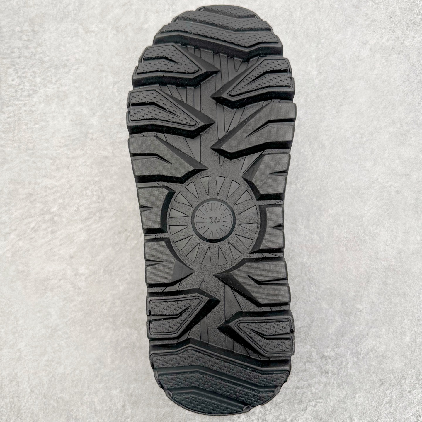 图片[9]-＃SP原厂 UGG 3991 塔斯曼高帮秋冬羊皮毛一体雪地靴 全鞋采用ZP同厂 隆丰A级澳洲进口羊皮毛一体 品牌代工厂生产线 完全遵循ZP工艺流程 代工厂原厂版师 秉承无原鞋不开发选择 注重每一处细节 市面最正版型 TREADLITE\\\”轻翼\\\”科技外底 轻便/耐用/柔韧/桩型【售后郑重承诺】一个月内若出现重大脱胶/断底等质量问题 直接为您换新！尺码：35 36 37 38 39 40 41 42 43-选品中心