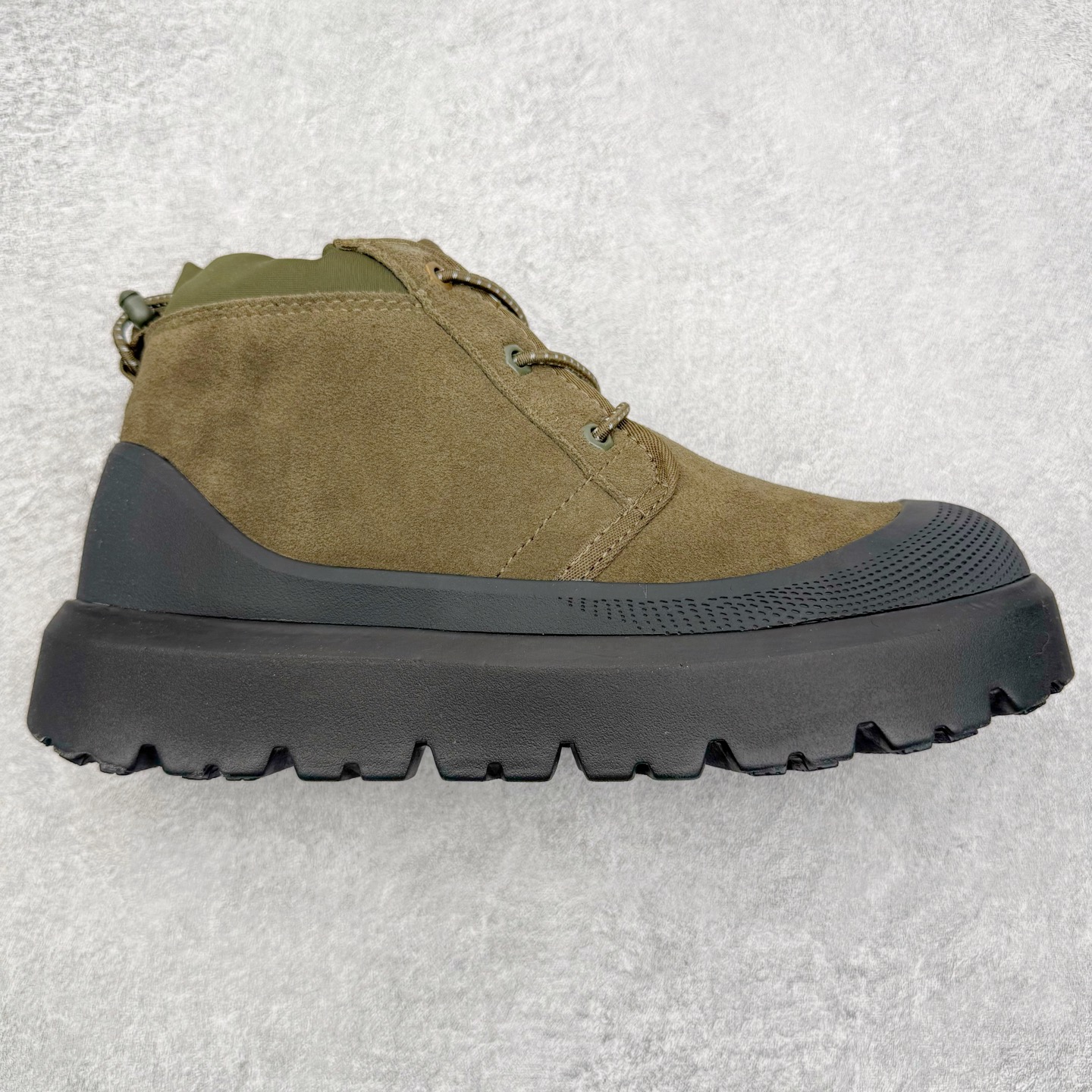 ＃SP原厂 UGG 3991 塔斯曼高帮秋冬羊皮毛一体雪地靴 全鞋采用ZP同厂 隆丰A级澳洲进口羊皮毛一体 品牌代工厂生产线 完全遵循ZP工艺流程 代工厂原厂版师 秉承无原鞋不开发选择 注重每一处细节 市面最正版型 TREADLITE\\\