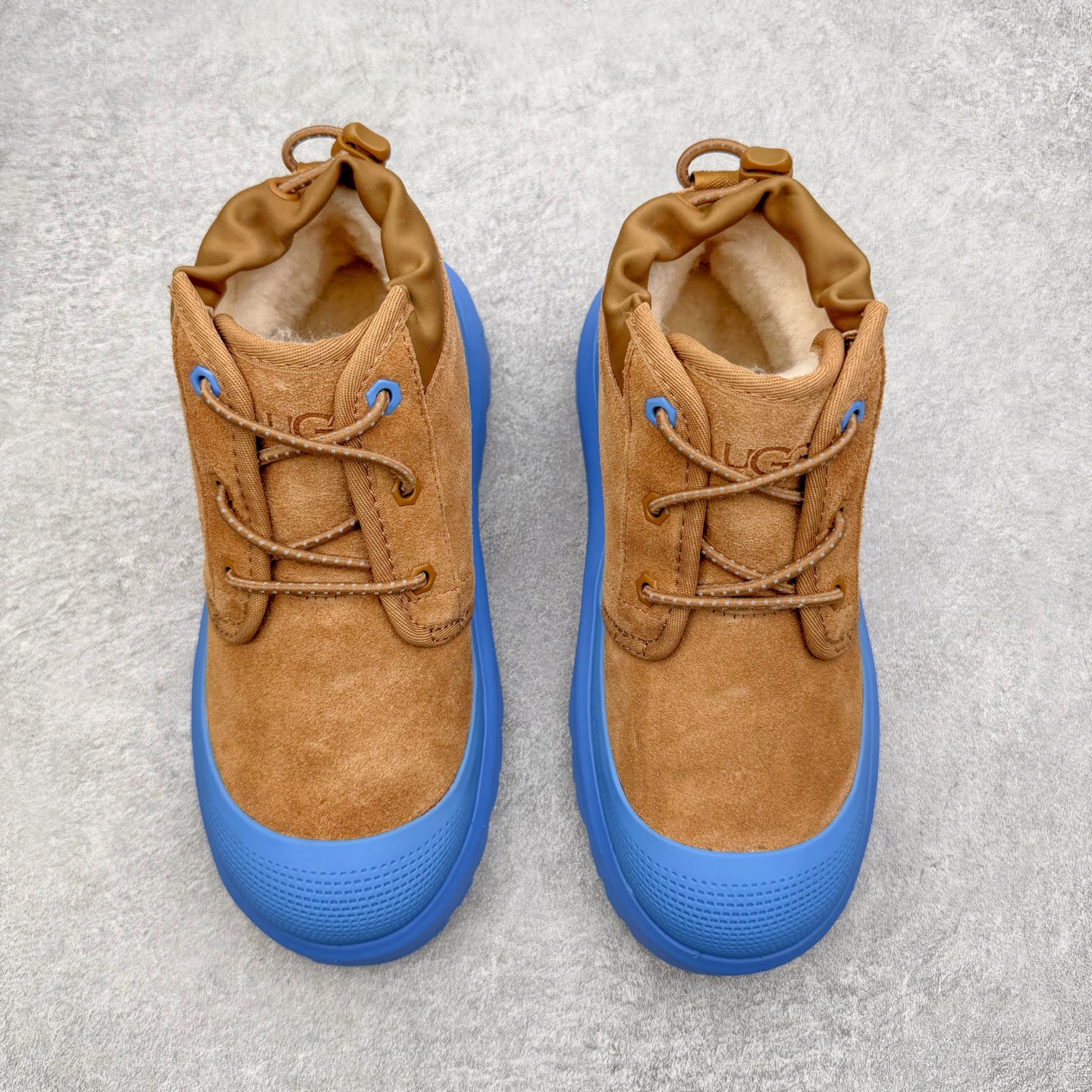 图片[2]-＃SP原厂 UGG 3991 塔斯曼高帮秋冬羊皮毛一体雪地靴 全鞋采用ZP同厂 隆丰A级澳洲进口羊皮毛一体 品牌代工厂生产线 完全遵循ZP工艺流程 代工厂原厂版师 秉承无原鞋不开发选择 注重每一处细节 市面最正版型 TREADLITE\\\”轻翼\\\”科技外底 轻便/耐用/柔韧/桩型【售后郑重承诺】一个月内若出现重大脱胶/断底等质量问题 直接为您换新！尺码：35 36 37 38 39 40 41 42 43-选品中心