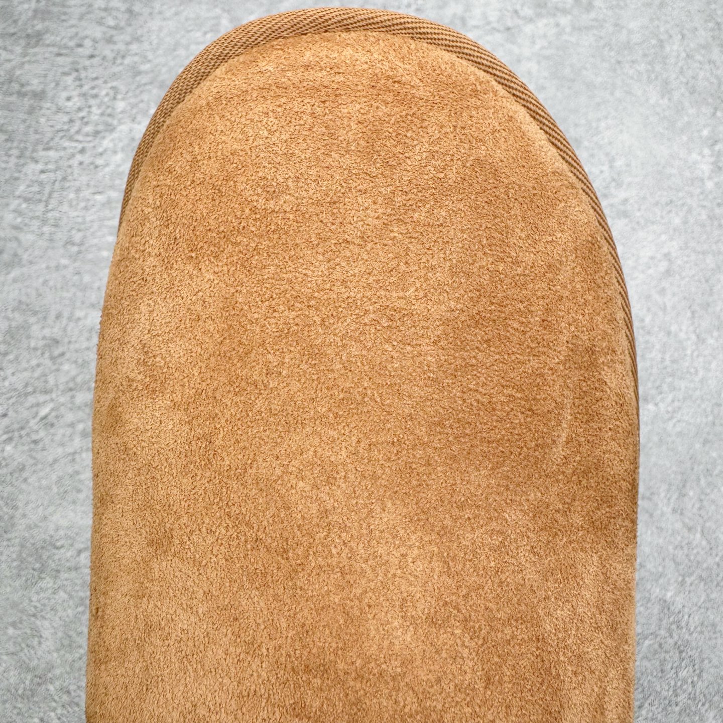 图片[12]-＃SP原厂 UGG 4496 秋冬羊皮毛一体雪地靴 全鞋采用ZP同厂 隆丰A级澳洲进口羊皮毛一体 品牌代工厂生产线 完全遵循ZP工艺流程 代工厂原厂版师 秉承无原鞋不开发选择 注重每一处细节 市面最正版型 TREADLITE\\\”轻翼\\\”科技外底 轻便/耐用/柔韧/桩型【售后郑重承诺】一个月内若出现重大脱胶/断底等质量问题 直接为您换新！尺码：35 36 37 38 39 40-选品中心