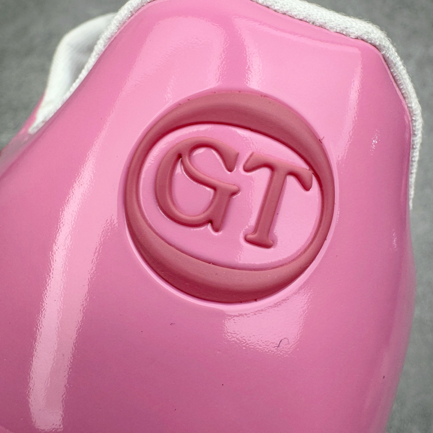 图片[18]-＃K版 NK Air Zoom G.T.4.0 EP 新款实战低帮篮球鞋 一个月返厂/换新售后服务 支持各种实战 全套原纸板楦头开发 独家原档数据私模唯一正确8层组合大底 全新GT 4.0全掌搭载了 ZoomX 泡棉 使得整双鞋在缓震表现上可谓相当优秀 拥有着顶级科技配置的同时 颜值设计也非常可观 整体鞋型仍然保留了前低后高的设计 G.T. Cut 传统的突进极速突破的感觉 鞋头麂皮材质和 NK Flywire 飞线工艺 相对来说包裹感更好了 必备的TPU 支撑片 两侧 Swoosh 的透气孔设计 起到散热透气的作用 鞋舌采用类似跑鞋的半开叉式设计 搭配鞋带既可以提升包裹感 又降低了运动中鞋舌乱跑的可能性 鞋子内里填充相当厚实 避免掉跟 尺码：36 36.5 37.5 38 38.5 39 40 40.5 41 42 42.5 43 44 44.5 45 45.5 46-选品中心