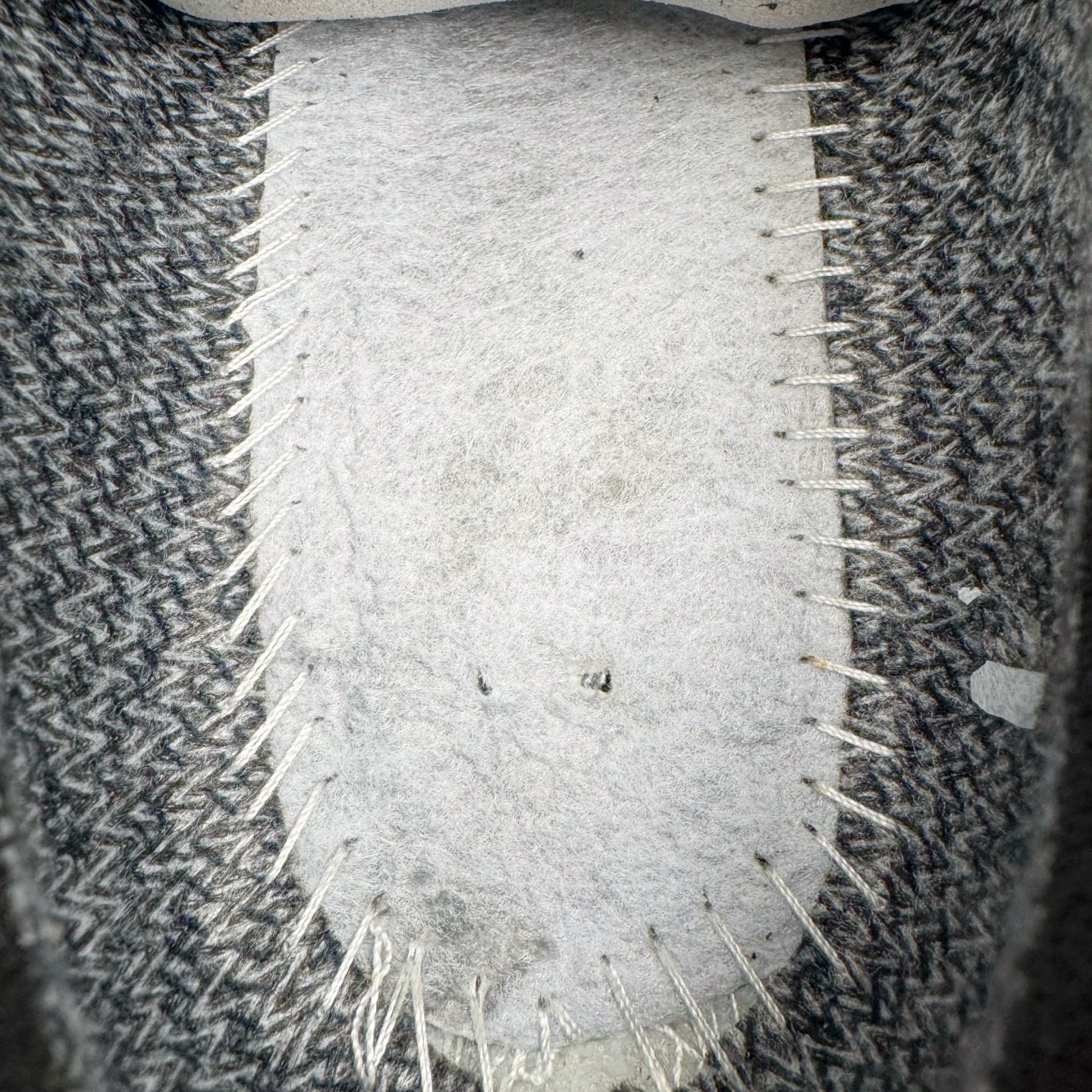 图片[10]-＃GD广顶 迪桑特DESCENTE Dualis 都市通勤 低帮 户外功能鞋 DESCENTE（迪桑特）创立于1935年，品牌名取自法语词汇，意为“滑降”。品牌箭头标识代表滑雪的三种技术“高速直线滑行”、“穿越”和“侧滑”，也寓意品牌在打造高端专业运动产品中不断追求完美的创新精神，致力于成为中国高端专业滑雪、综训、女子、铁人三项、高尔夫的第一品牌。尺码：39 40 41 42 43 44-选品中心