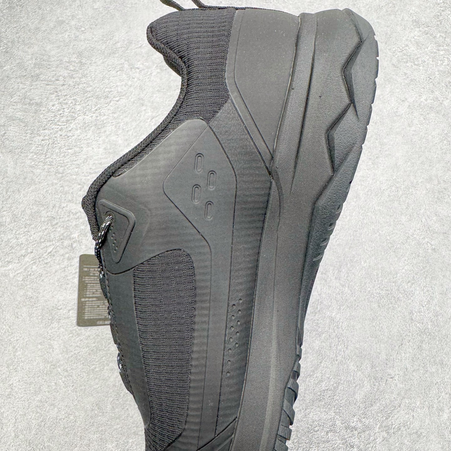 图片[7]-＃GD广顶 KOLON SPORT Skyler 舒适柔软 防水支撑轻便回弹低帮徒步鞋 男女同款 KOLON SPORT 可隆1973年诞生，并首次推出登山装备。自创立起，KOLON SPORT就把绿色定为基本色调，以常青树为品牌标志，坚持以关爱自然为己任，积极探求自然界的舒适，并以此应用于新产品的开发与研究。40多年来，历经不断革新，成就高端专业户外品牌。实拍调校N版已经零色差零失真 百分百还原实物色彩所见即所得 不存在货不对板色差等低级问题 选购参考实物拍摄 不混卖不参货 只用心做好货严格选品 承诺混一赔十 尺码：39 40 41 42 43 44-选品中心