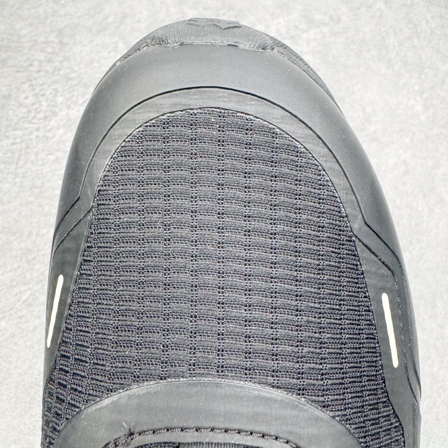 图片[14]-＃GD广顶 KOLON SPORT Skyler 舒适柔软 防水支撑轻便回弹低帮徒步鞋 男女同款 KOLON SPORT 可隆1973年诞生，并首次推出登山装备。自创立起，KOLON SPORT就把绿色定为基本色调，以常青树为品牌标志，坚持以关爱自然为己任，积极探求自然界的舒适，并以此应用于新产品的开发与研究。40多年来，历经不断革新，成就高端专业户外品牌。实拍调校N版已经零色差零失真 百分百还原实物色彩所见即所得 不存在货不对板色差等低级问题 选购参考实物拍摄 不混卖不参货 只用心做好货严格选品 承诺混一赔十 尺码：39 40 41 42 43 44-选品中心