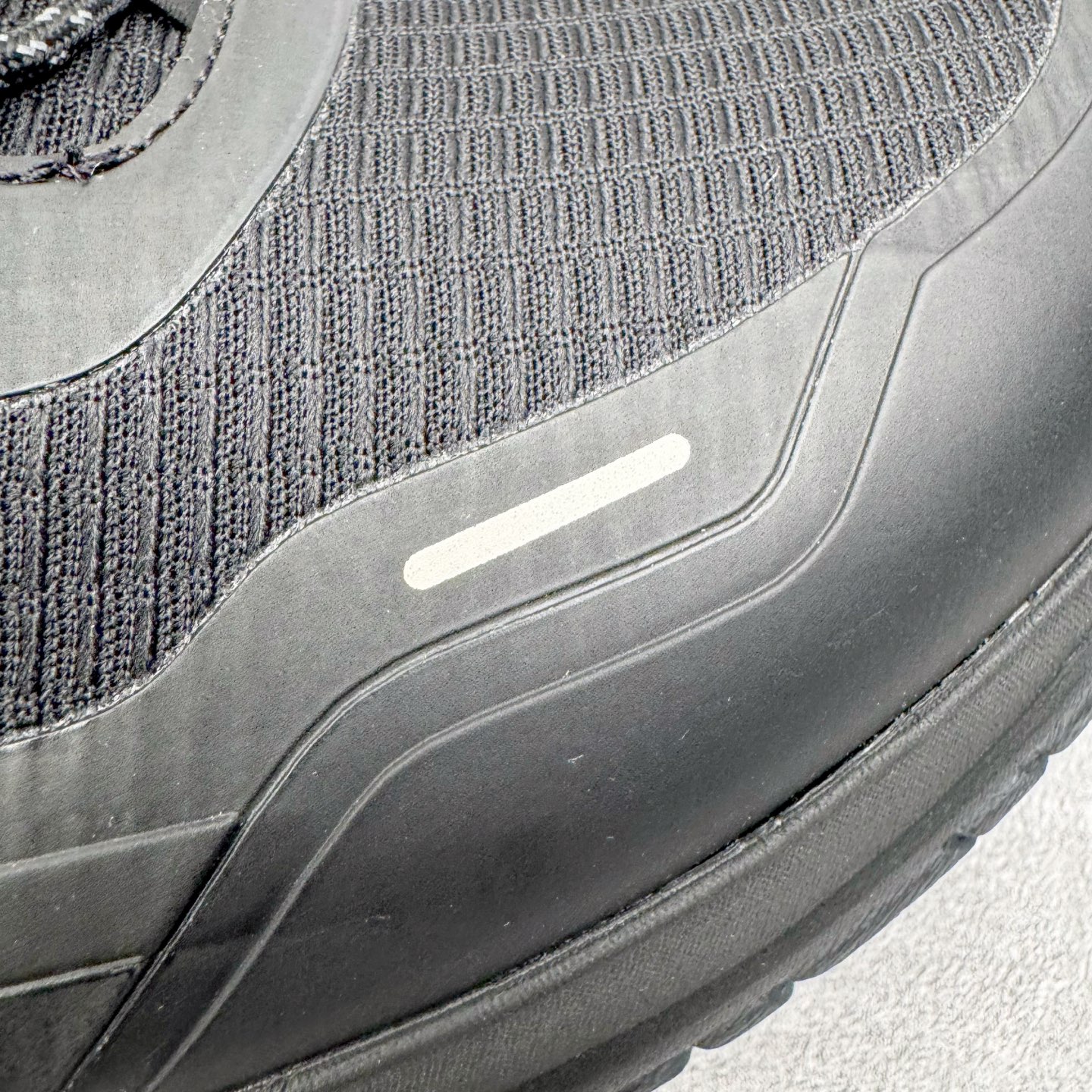 图片[19]-＃GD广顶 KOLON SPORT Skyler 舒适柔软 防水支撑轻便回弹低帮徒步鞋 男女同款 KOLON SPORT 可隆1973年诞生，并首次推出登山装备。自创立起，KOLON SPORT就把绿色定为基本色调，以常青树为品牌标志，坚持以关爱自然为己任，积极探求自然界的舒适，并以此应用于新产品的开发与研究。40多年来，历经不断革新，成就高端专业户外品牌。实拍调校N版已经零色差零失真 百分百还原实物色彩所见即所得 不存在货不对板色差等低级问题 选购参考实物拍摄 不混卖不参货 只用心做好货严格选品 承诺混一赔十 尺码：39 40 41 42 43 44-选品中心