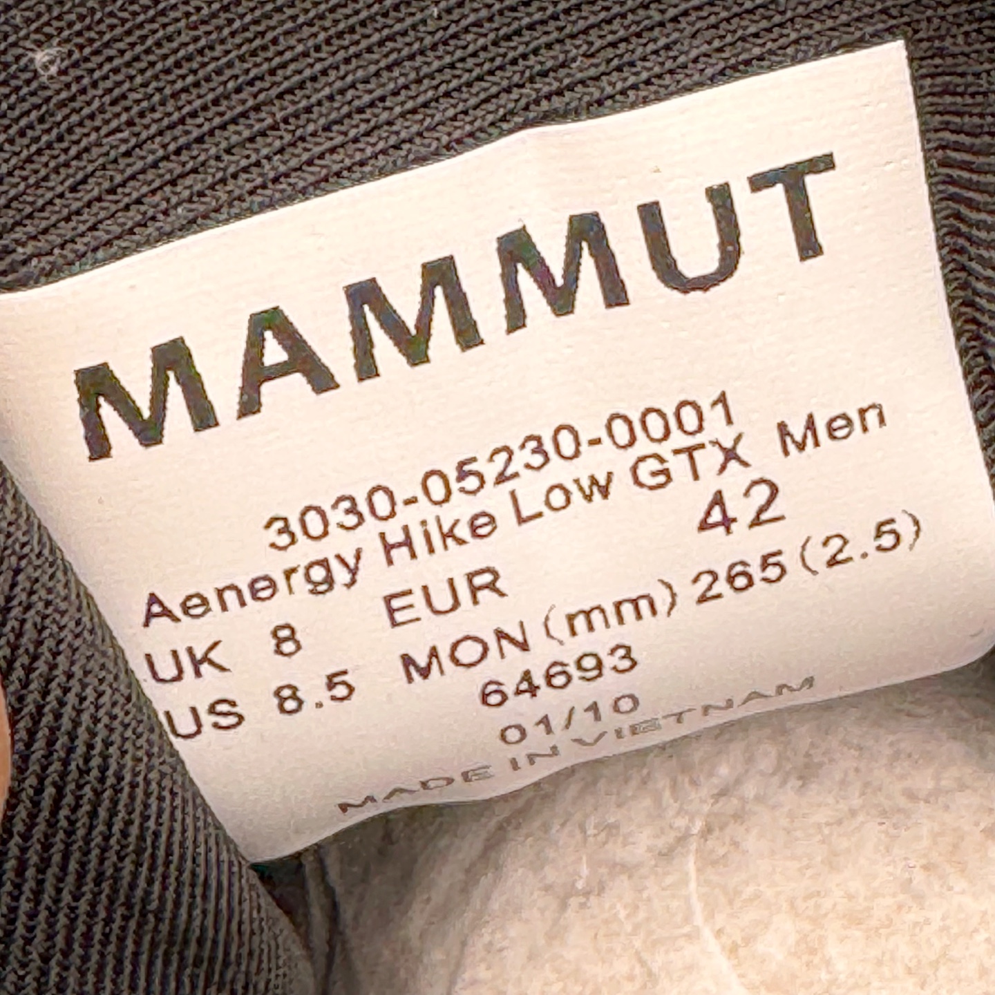 图片[10]-MAMMUT猛犸象 Aenergy 舒适百搭 耐磨防滑 低帮徒步鞋 MAMMUT是高山运动、登山和户外运动装备品牌，其产品以可靠的质量和创新的设计领导着世界潮流，MAMMUT代表着最高的安全性，其产品线几乎覆盖所有户外领域，依靠其产品安全可靠的性能以及丰富的产品线而享誉全球。实拍调校N版已经零色差零失真 百分百还原实物色彩所见即所得 不存在货不对板色差等低级问题 选购参考实物拍摄 不混卖不参货 只用心做好货严格选品 承诺混一赔十 尺码：36 36.5 37.5 38 38.5 39 40 40.5 41 42 42.5 43 44 44.5 45-选品中心