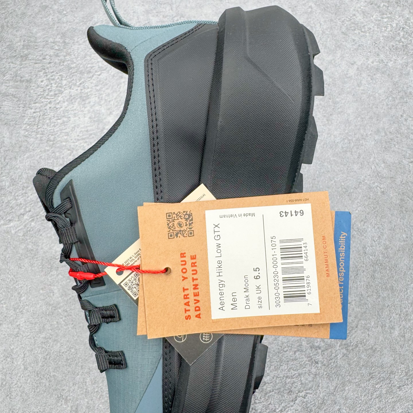 图片[7]-MAMMUT猛犸象 Aenergy 舒适百搭 耐磨防滑 低帮徒步鞋 MAMMUT是高山运动、登山和户外运动装备品牌，其产品以可靠的质量和创新的设计领导着世界潮流，MAMMUT代表着最高的安全性，其产品线几乎覆盖所有户外领域，依靠其产品安全可靠的性能以及丰富的产品线而享誉全球。实拍调校N版已经零色差零失真 百分百还原实物色彩所见即所得 不存在货不对板色差等低级问题 选购参考实物拍摄 不混卖不参货 只用心做好货严格选品 承诺混一赔十 尺码：36 36.5 37.5 38 38.5 39 40 40.5 41 42 42.5 43 44 44.5 45-选品中心