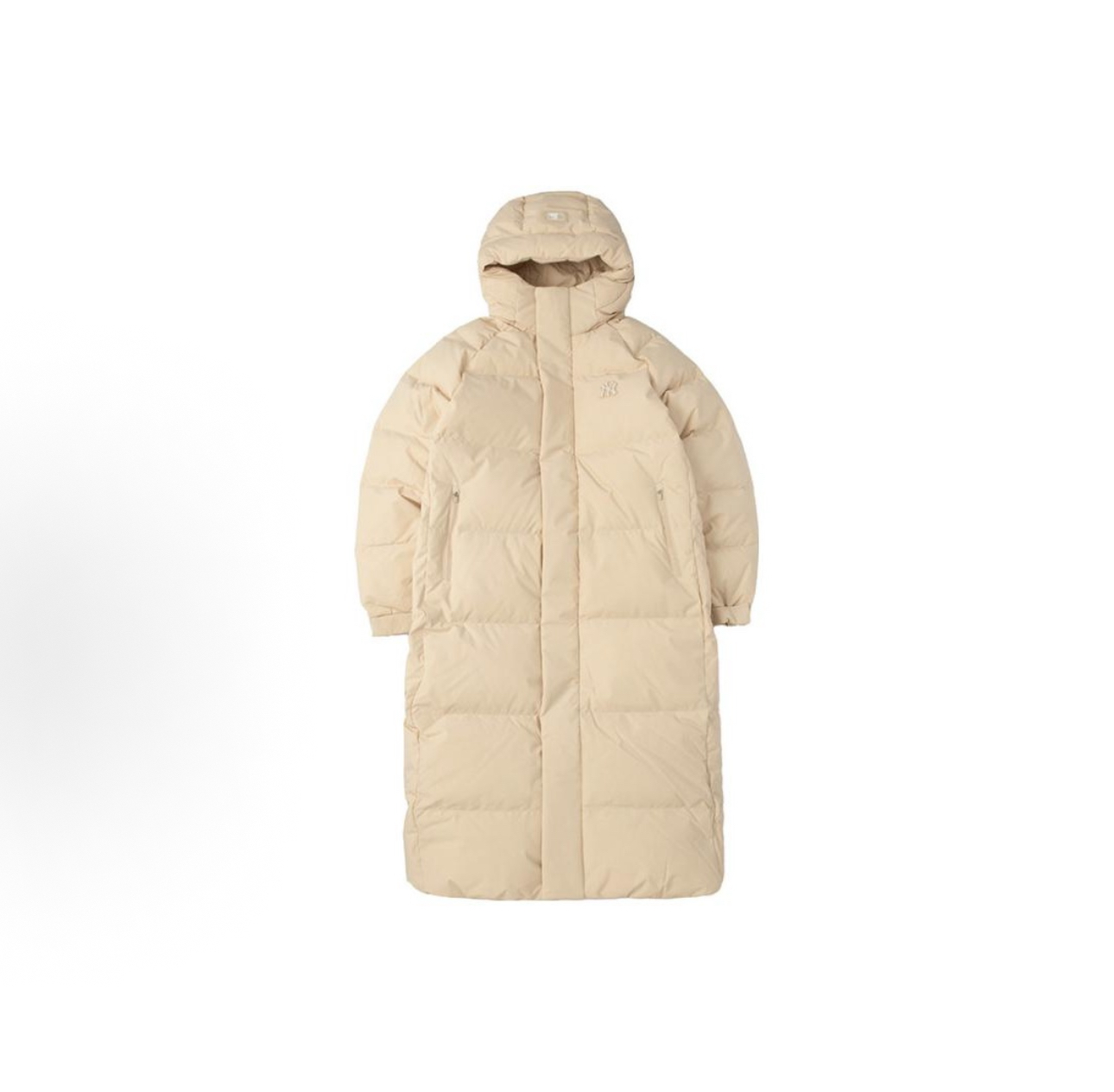 ＃暖冬福利‼️💰299
 MLB 经典长款小标羽绒服 三标齐全、男女同款、加厚保暖、下雪的城市、直接入它！
MLB是韩国F&F旗下潮流服装品牌，拥有150年历史的经典传统，是街头文化和国际生活方式的领导者。MLB 拥有包括男装、女装、童装、配饰 在内的全品类服饰，提供覆盖各性别、各年龄层、From HeadtoToe的穿搭装备。其产品结合了韩国的时尚造型与质感，展现了运动服饰也可以兼具时尚潮流的风格。在产品设计上，MLB不仅融合了美国职业棒球大联盟的各当家球队，更结合了棒球运动中的各个元素。
采用国标80%白鸭绒，独家使用正品同步羽绒 正品同步面料: 100% 锦纶; 里料: 100% 锦纶 原厂定制电镀五金辅料，非市场各类复刻版！市面最顶级没有之一。
配色：黑色 白色
Size：XS-XXL
编码：Lby3936010