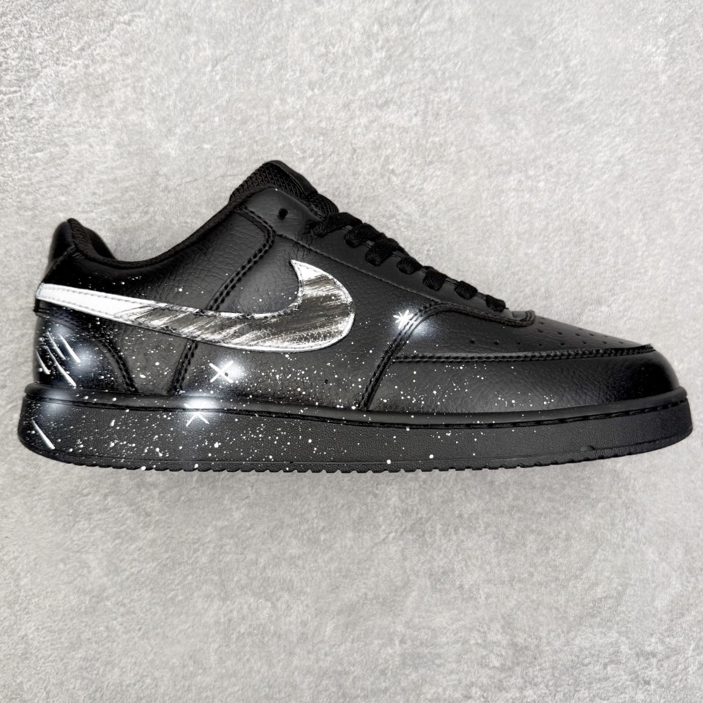 NK Court Vision 1 Low低帮板鞋运动鞋休闲鞋 折边针车 工艺难度大 原楦头原纸板 原装鞋盒 定制五金配件 内置全掌气垫 原厂鞋底 尺码：36 36.5 37.5 38 38.5 39 40 40.5 41 42 42.5 43 44 44.5 45-选品中心