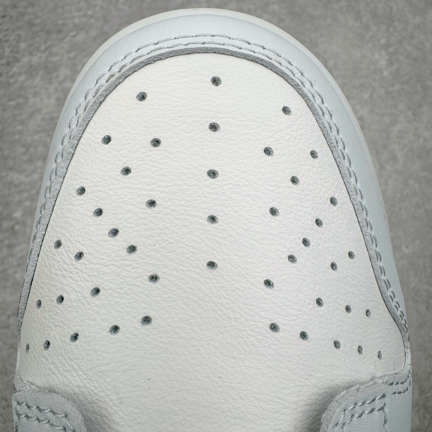 图片[15]-＃YC纯原 NK Dunk Low 薄荷绿 IM3371-030 实力大厂出品 新配色陆续开发 利润个位数只为口碑 全套原纸板楦头开发 确保原汁原味 完美呈现DUNK版型 一比一鞋头弧度高度鞋身弧度 此版本只针对中端市场 皮料材质有所更替 其他数据细节工艺流程均保持一致 绝不口嗨 细节品控鞋型随意对比 独家私模官方第六代原厂航空铝磨具打磨大底 鞋头坡度极致还原 无解鞋型 原盒原配 圈内天花板工艺 原厂玻璃冲刀 超高清洁度 全鞋零毛边皮料切割 原厂中底布点胶 中底布拉帮走线遵循公司 尺码：36 36.5 37.5 38 38.5 39 40 40.5 41 42 42.5 43 44 44.5 45 46-选品中心