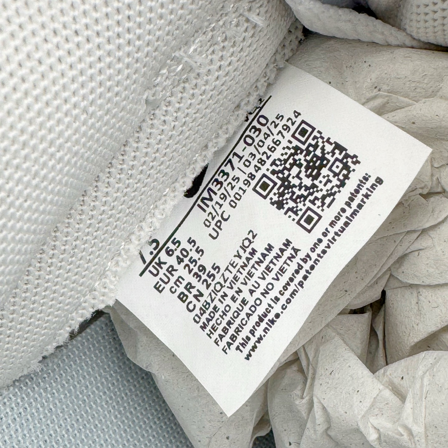 图片[12]-＃YC纯原 NK Dunk Low 薄荷绿 IM3371-030 实力大厂出品 新配色陆续开发 利润个位数只为口碑 全套原纸板楦头开发 确保原汁原味 完美呈现DUNK版型 一比一鞋头弧度高度鞋身弧度 此版本只针对中端市场 皮料材质有所更替 其他数据细节工艺流程均保持一致 绝不口嗨 细节品控鞋型随意对比 独家私模官方第六代原厂航空铝磨具打磨大底 鞋头坡度极致还原 无解鞋型 原盒原配 圈内天花板工艺 原厂玻璃冲刀 超高清洁度 全鞋零毛边皮料切割 原厂中底布点胶 中底布拉帮走线遵循公司 尺码：36 36.5 37.5 38 38.5 39 40 40.5 41 42 42.5 43 44 44.5 45 46-选品中心