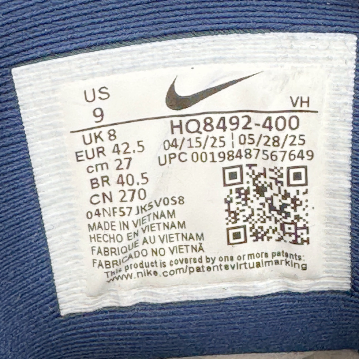 图片[12]-＃KZ神版 Eric Koston x NK Air Max 95 \\\”Obsidian and Speed Yellow\\\” 低帮休闲跑步鞋 男女同款 联名蓝白 HQ8492-400 经典重温 外单专供大厂出品 品质稳定 一百余色 终端操作 鞋款设计灵感源于人体构造 中底设计基于人体的脊柱构造 是整体设计的核心 尼龙孔眼代表了肋骨 而分层式面板和网眼象征着肌肉纤维和肉体组织 Air Max 95采用了两个独立的吹塑成型的Air-Sole单元 并首次在前掌使用可视化气垫设计 Swoosh logo夜当作一个 点符号放在了鞋子的后帮位置 20年的发展让 AIR MAX 95有了不同的故事 20年后再度面向世人的时候 焕然一新的面貌 让人有了另外一种清新脱俗的感觉 尺码：40 40.5 41 42 42.5 43 44 44.5 45 45.5 46 47.5 48.5-选品中心