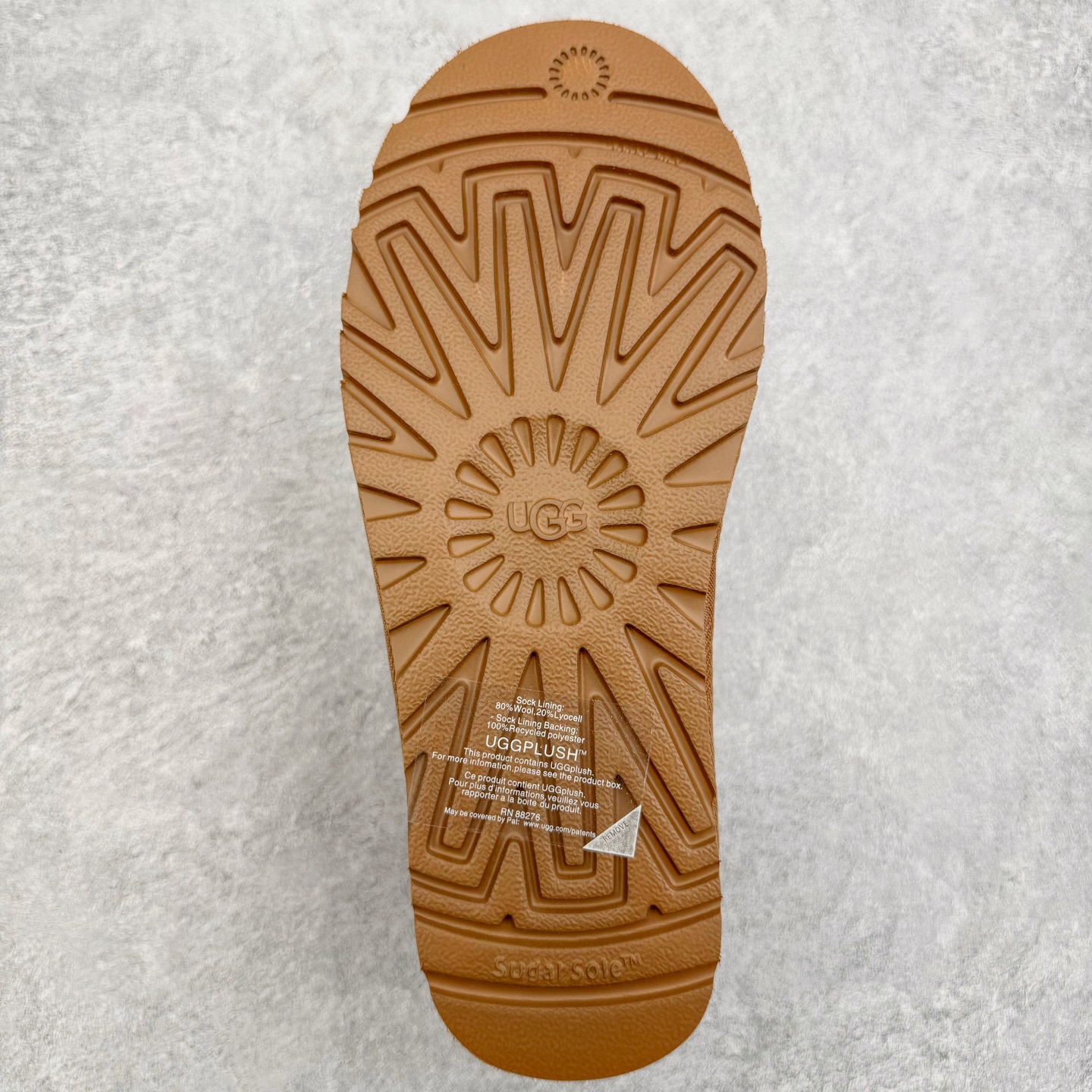 图片[9]-＃GX PALACE x UGG 7290 Tasman 小恶魔联名款柔软舒适低帮生活休闲鞋 男女同款 秋冬羊皮毛一体雪地靴 全鞋采用ZP同厂 隆丰A级澳洲进口羊皮毛一体 品牌代工厂生产线 完全遵循ZP工艺流程 代工厂原厂版师 秉承无原鞋不开发选择 注重每一处细节 市面最正版型 TREADLITE\\\”轻翼\\\”科技外底 轻便/耐用/柔韧/桩型【售后郑重承诺】一个月内若出现重大脱胶/断底等质量问题 直接为您换新！尺码：35 36 37 38 39 40 41 42 43 44 45-选品中心