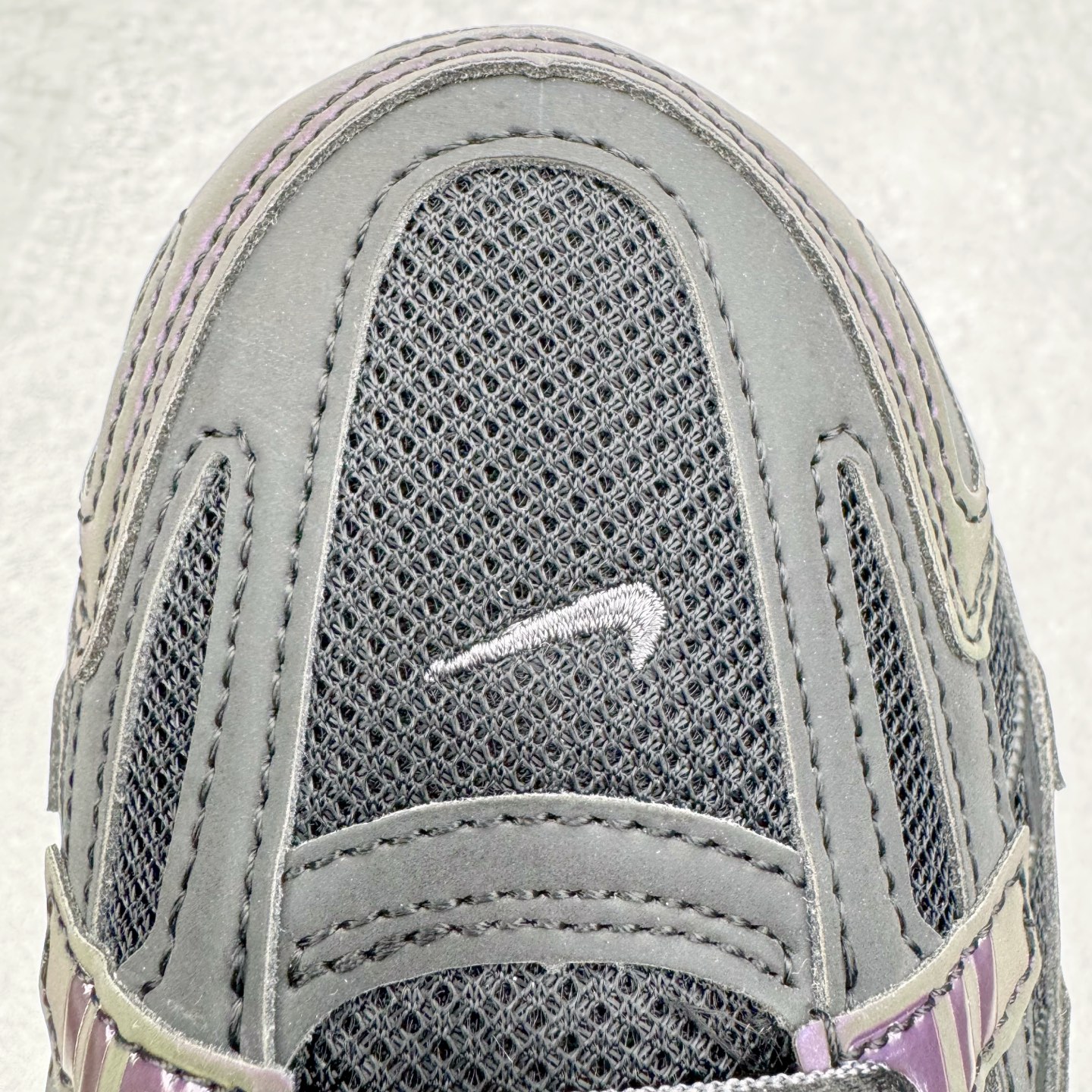 图片[15]-＃CS纯原 NK P-6000 系列低帮复古老爹风休闲运动舒适慢跑鞋 IM6333-001 购入原鞋原装纸板楦头开发 独家私模四层组合大底 市场唯一正确版本 良心定价 新配色陆续出货 进口三文治网面 融合 Pegasus 过往运动鞋设计 助力 21 世纪早期跑步运动跃升时尚新高度 采用透气网眼布、运动风格线条和耐穿覆面 兼具吸睛外观和舒适感受 中底泡绵以田径赛道为灵感 打造厚实设计 缔造出众缓震性能 尺码：36 36.5 37.5 38 38.5 39 40 40.5 41 42 42.5 43 44 44.5 45-选品中心