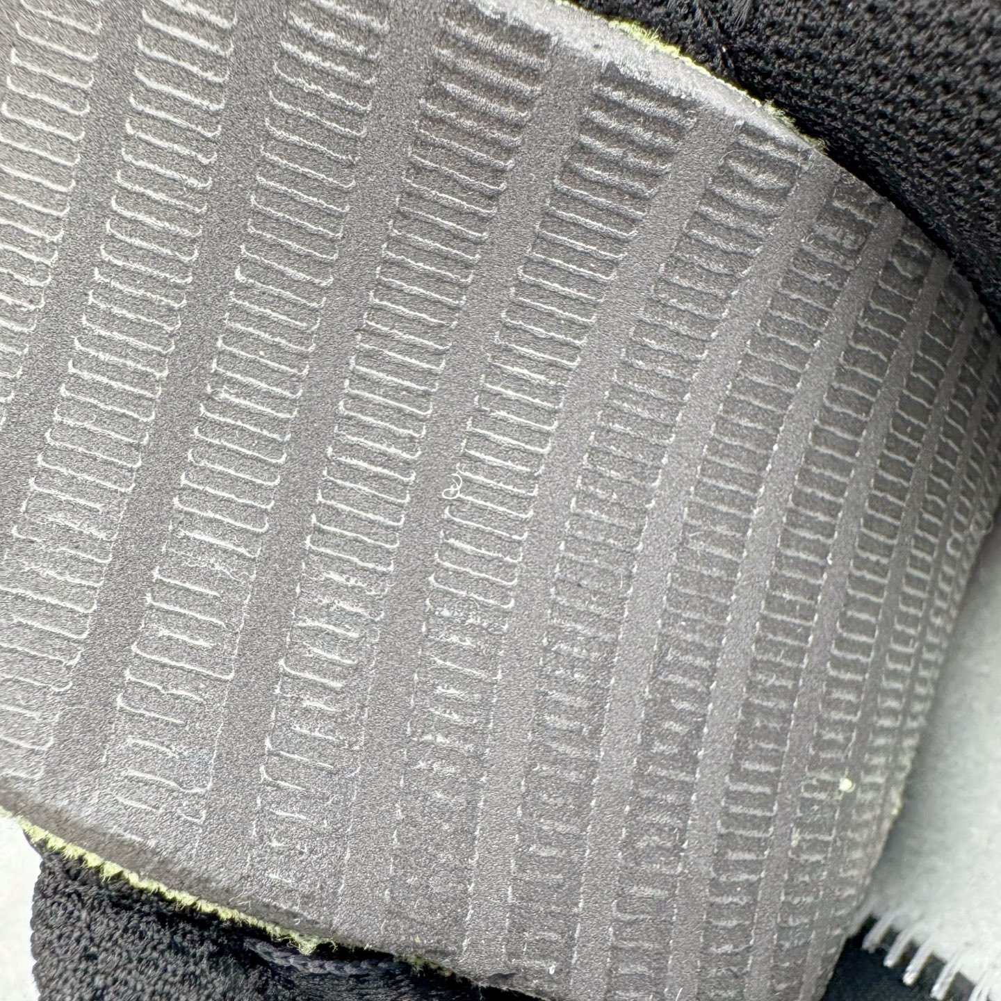 图片[11]-＃CS纯原 NK P-6000 系列低帮复古老爹风休闲运动舒适慢跑鞋 IM6333-001 购入原鞋原装纸板楦头开发 独家私模四层组合大底 市场唯一正确版本 良心定价 新配色陆续出货 进口三文治网面 融合 Pegasus 过往运动鞋设计 助力 21 世纪早期跑步运动跃升时尚新高度 采用透气网眼布、运动风格线条和耐穿覆面 兼具吸睛外观和舒适感受 中底泡绵以田径赛道为灵感 打造厚实设计 缔造出众缓震性能 尺码：36 36.5 37.5 38 38.5 39 40 40.5 41 42 42.5 43 44 44.5 45-选品中心