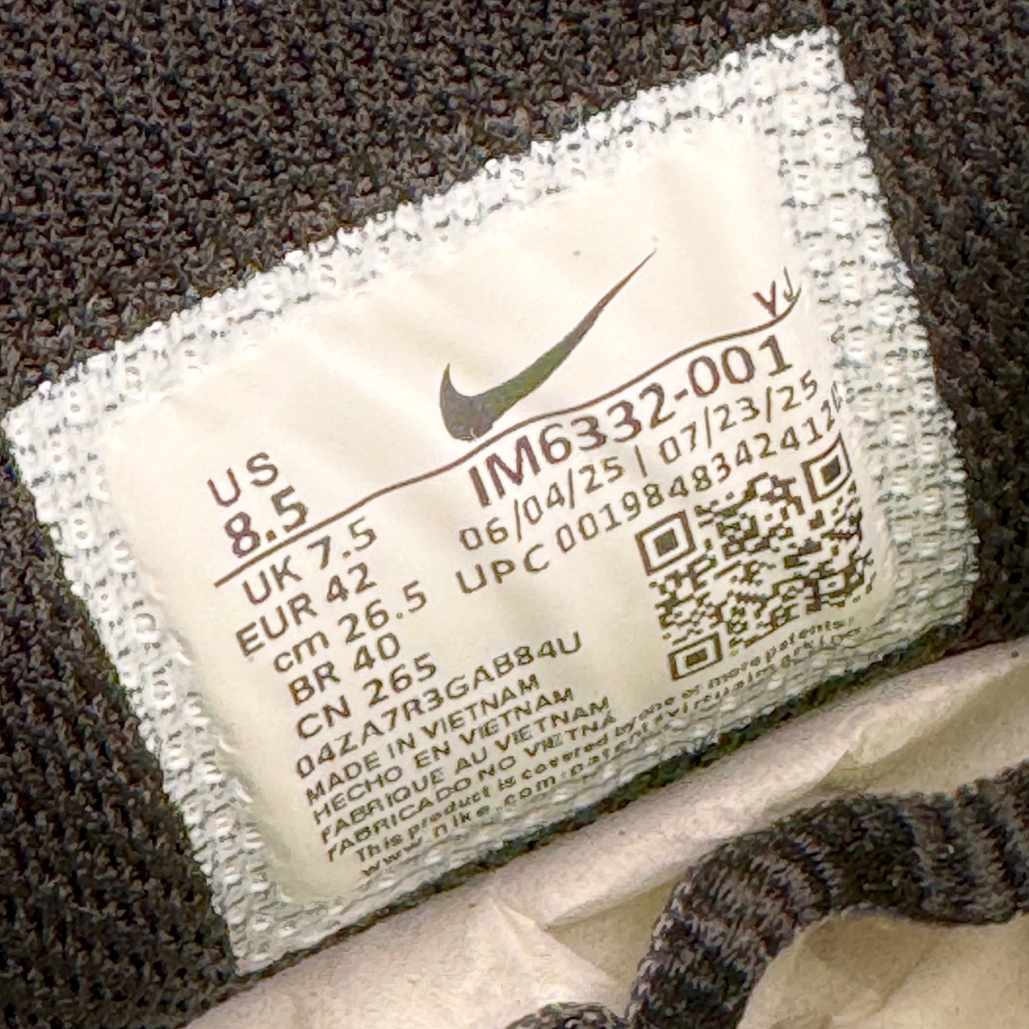 图片[12]-＃CS纯原 NK P-6000 系列低帮复古老爹风休闲运动舒适慢跑鞋 IM6333-001 购入原鞋原装纸板楦头开发 独家私模四层组合大底 市场唯一正确版本 良心定价 新配色陆续出货 进口三文治网面 融合 Pegasus 过往运动鞋设计 助力 21 世纪早期跑步运动跃升时尚新高度 采用透气网眼布、运动风格线条和耐穿覆面 兼具吸睛外观和舒适感受 中底泡绵以田径赛道为灵感 打造厚实设计 缔造出众缓震性能 尺码：36 36.5 37.5 38 38.5 39 40 40.5 41 42 42.5 43 44 44.5 45-选品中心